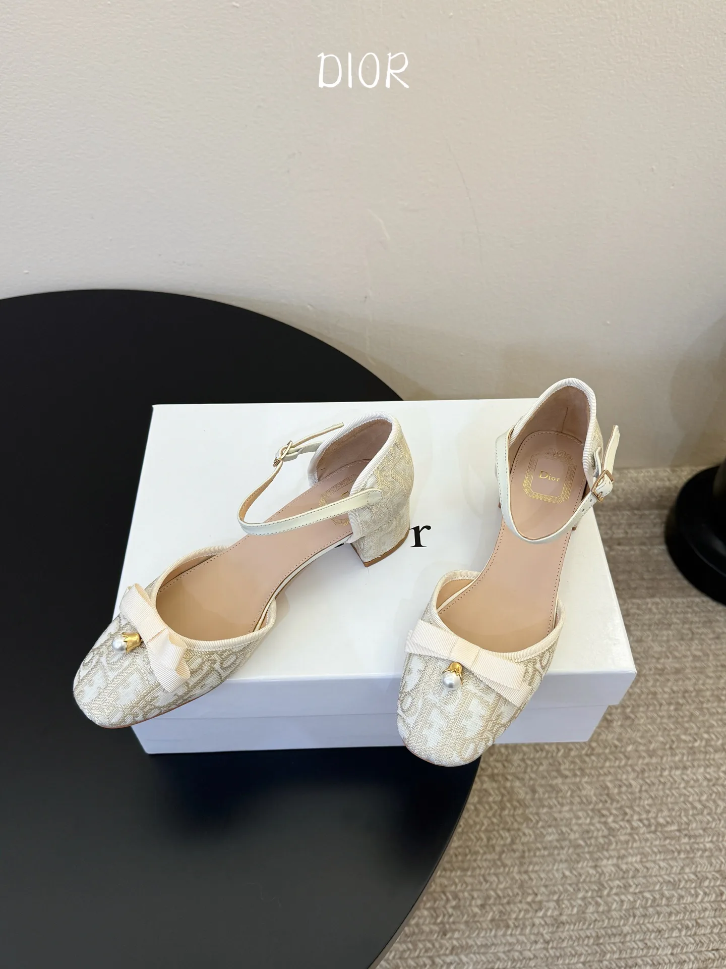 Босоножки Женские Christian Dior 17646551