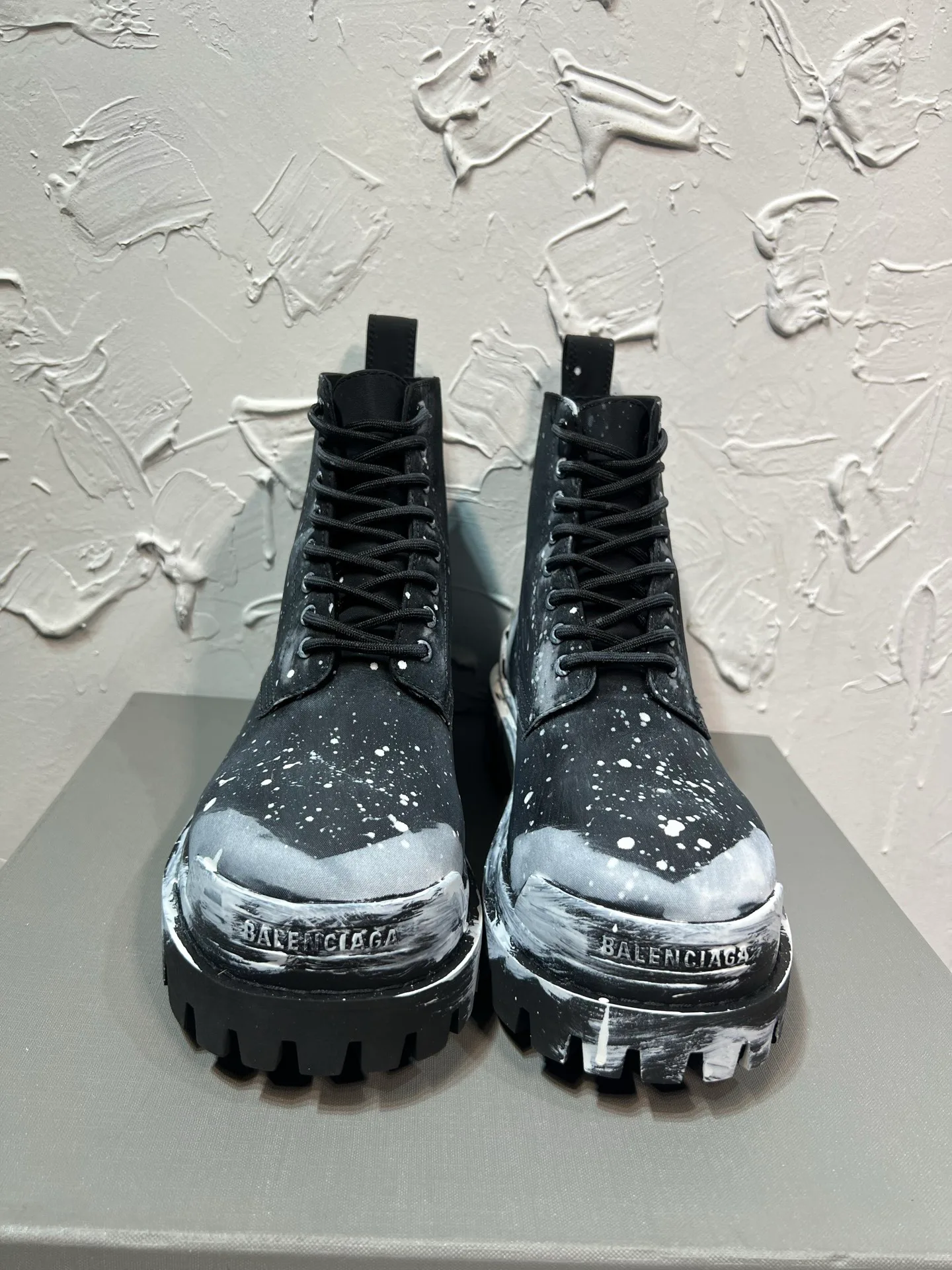 Ботинки Мужские Balenciaga 8979434