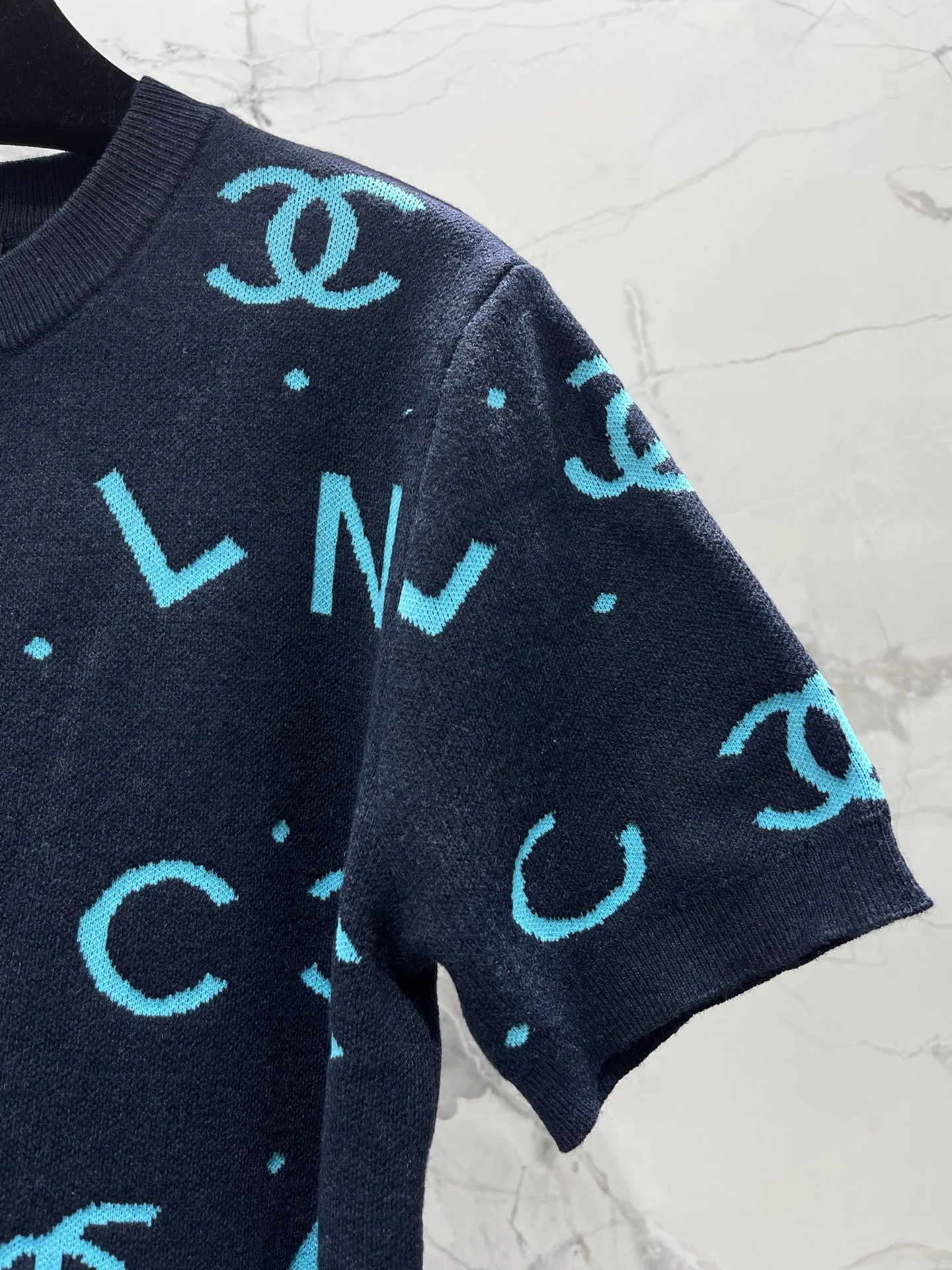 Топы Женские Chanel 10239344