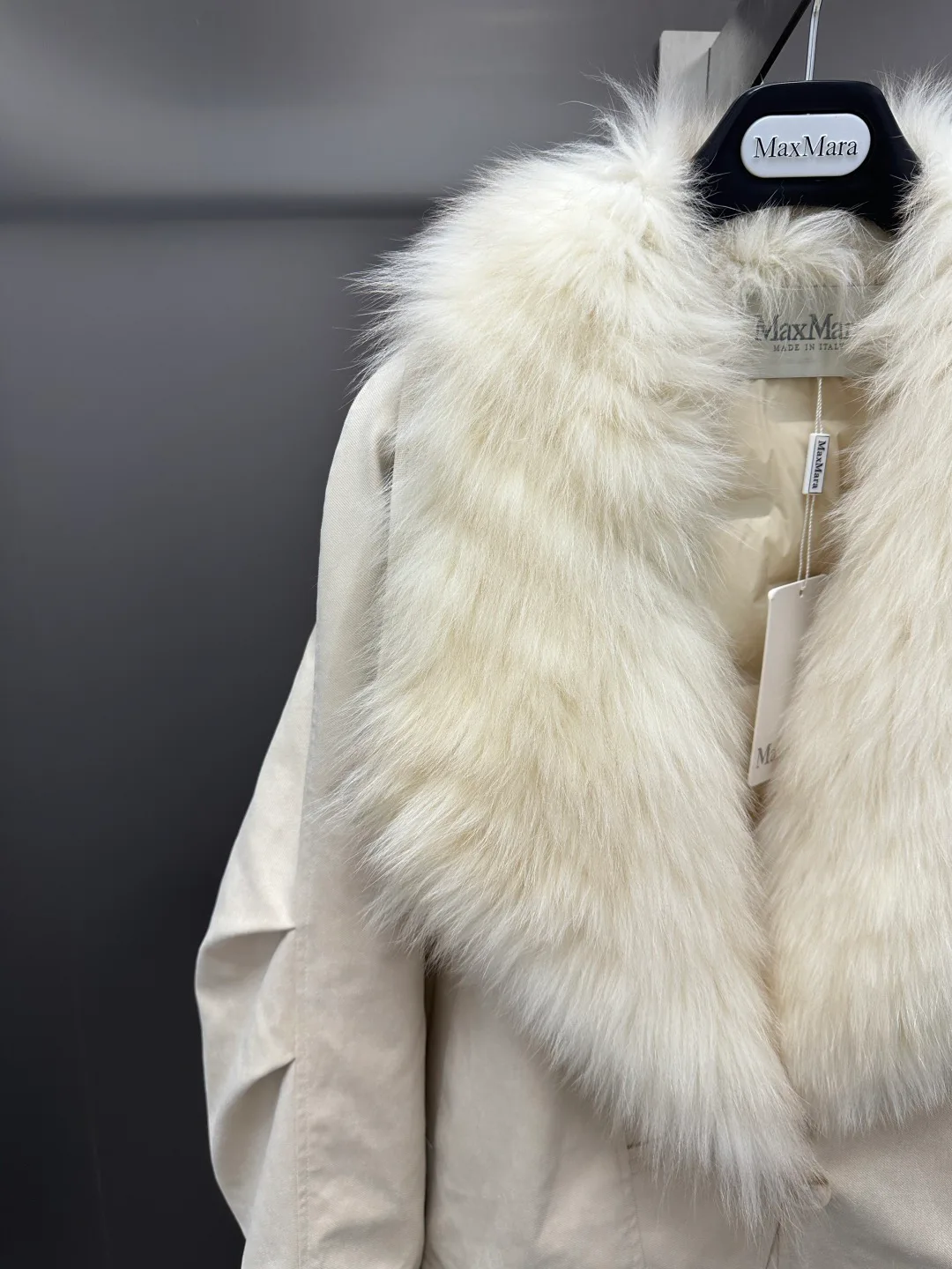 Куртки И Пуховики Женские Max Mara 18902727