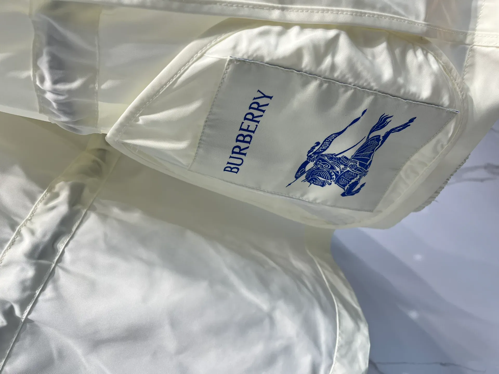 Куртки И Пуховики Женские Burberry 24041