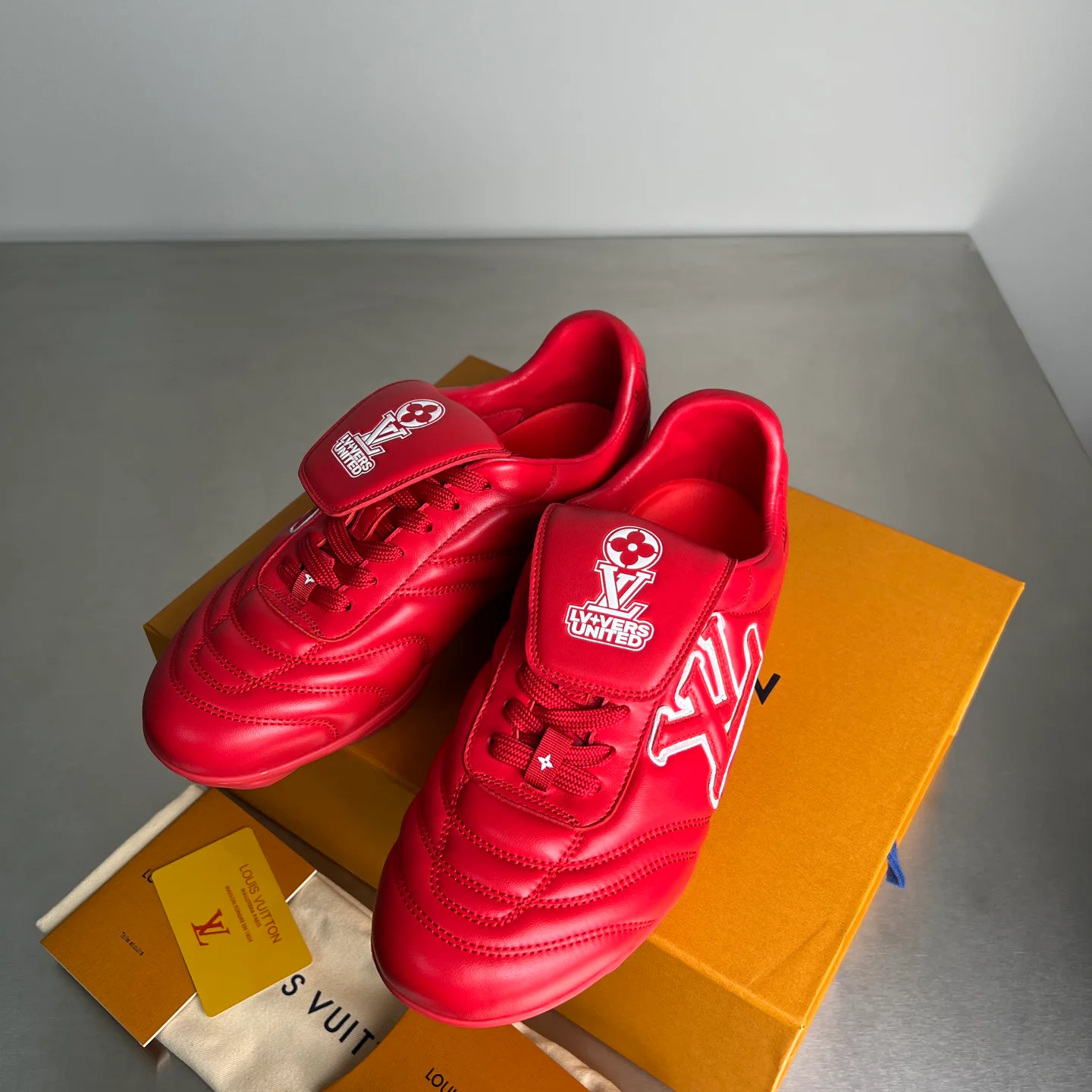 Кроссовки Женские Louis Vuitton 17859