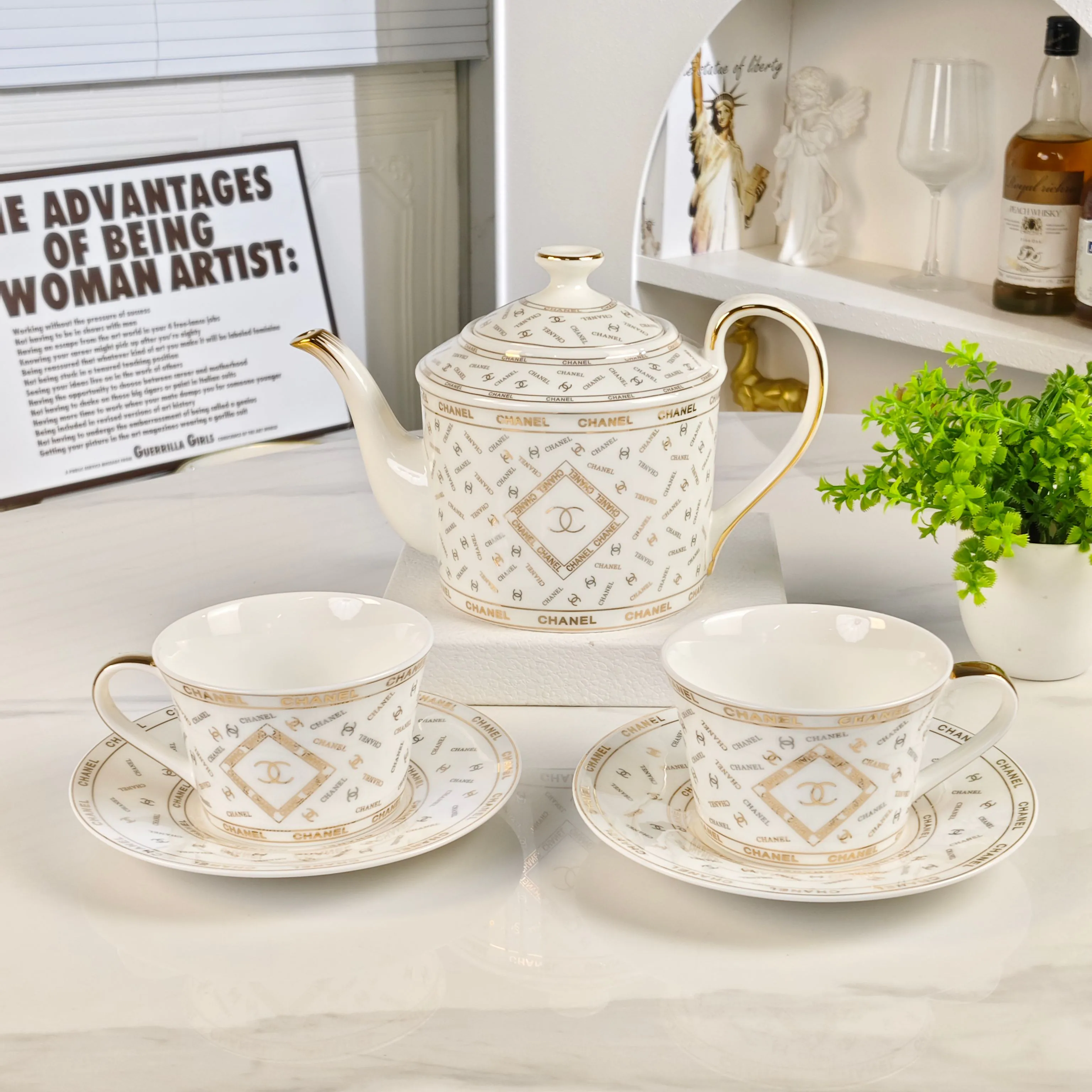 Посуда Chanel 10418853