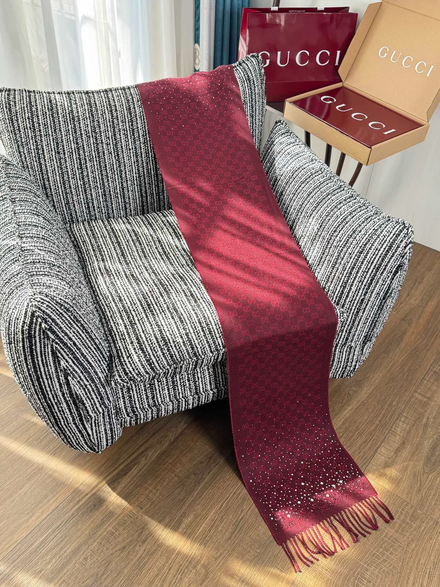 Шарфы Gucci 1732807