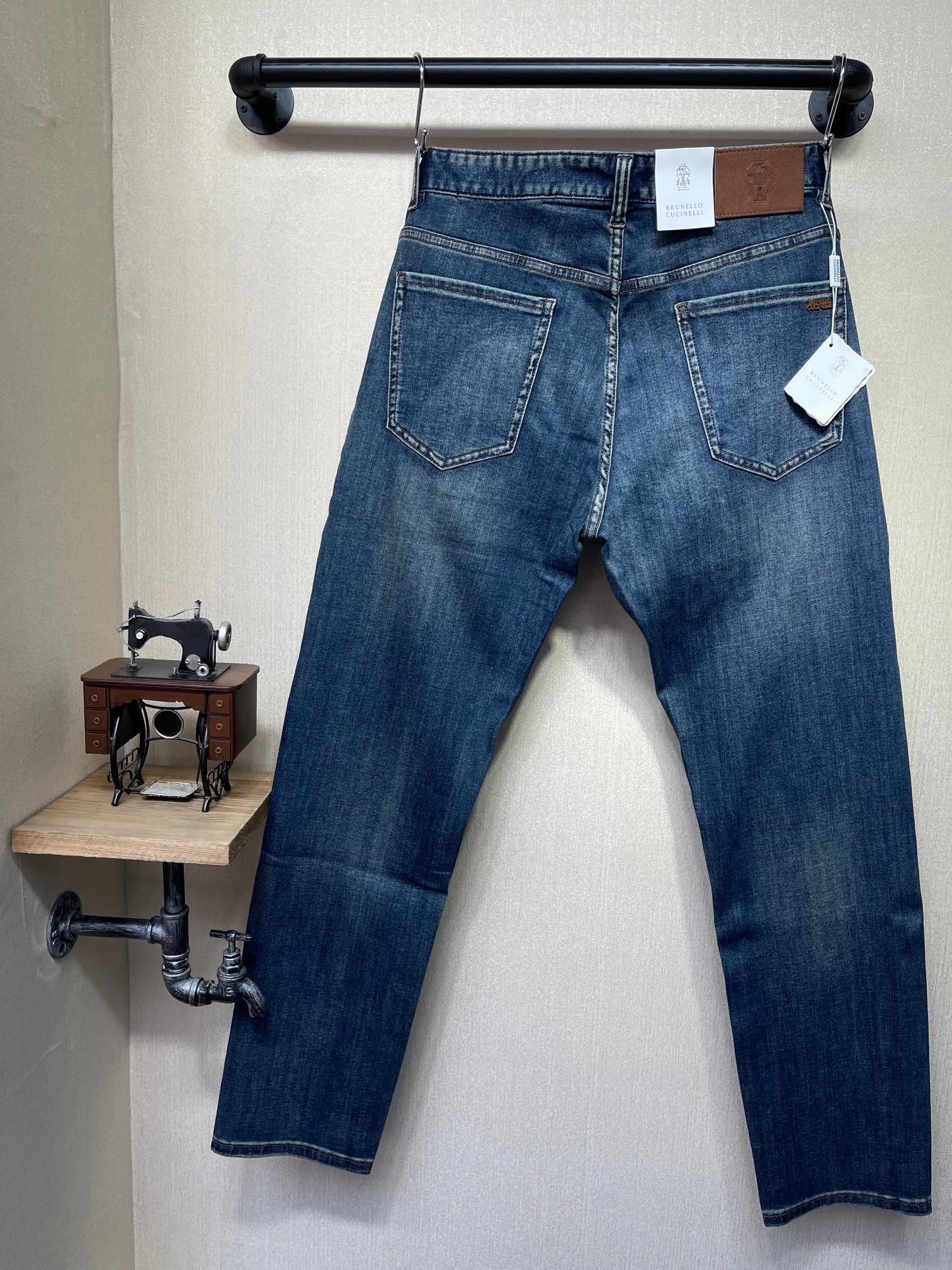 Джинсы Мужские Brunello Cucinelli 12551707