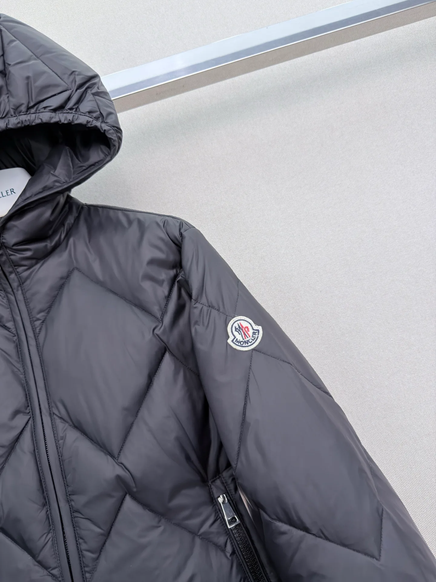 Куртки И Пуховики Женские Moncler 18877923