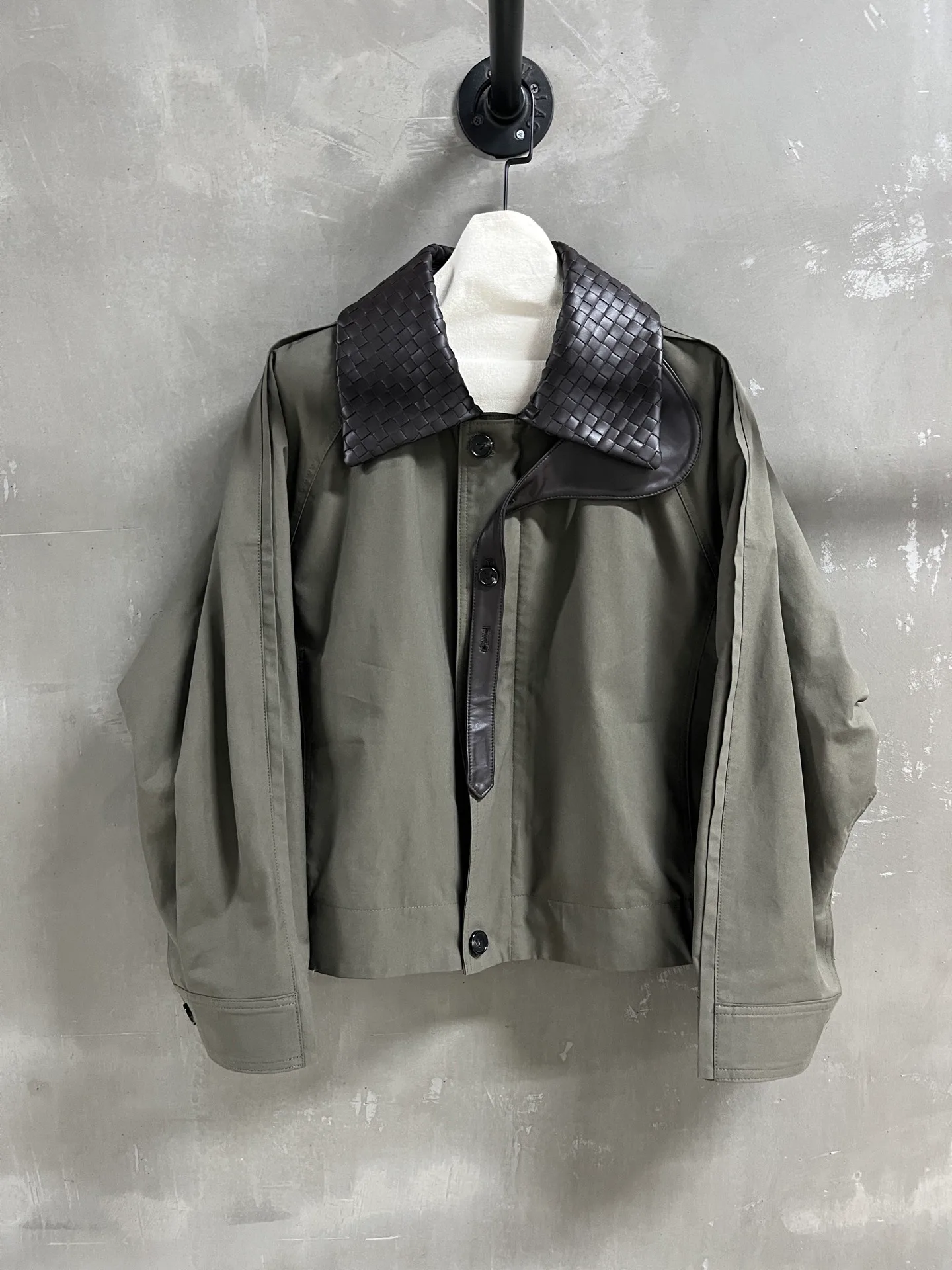 Куртки И Пуховики Женские Bottega Veneta 18172947