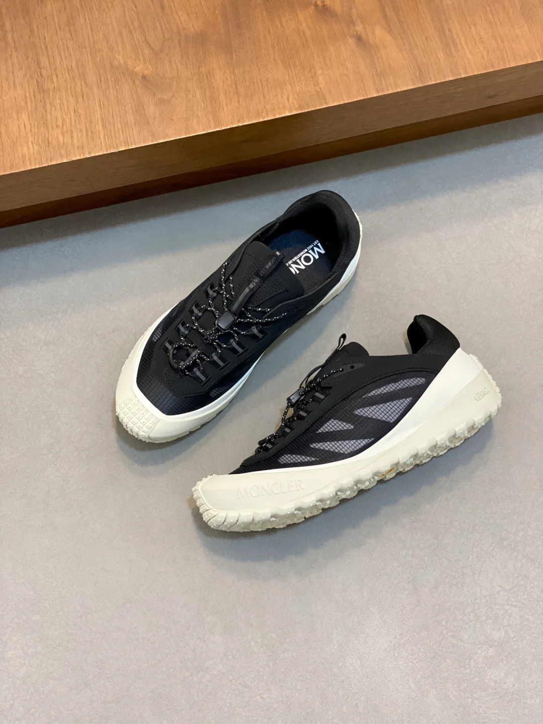 Кроссовки Мужские Moncler 18118843