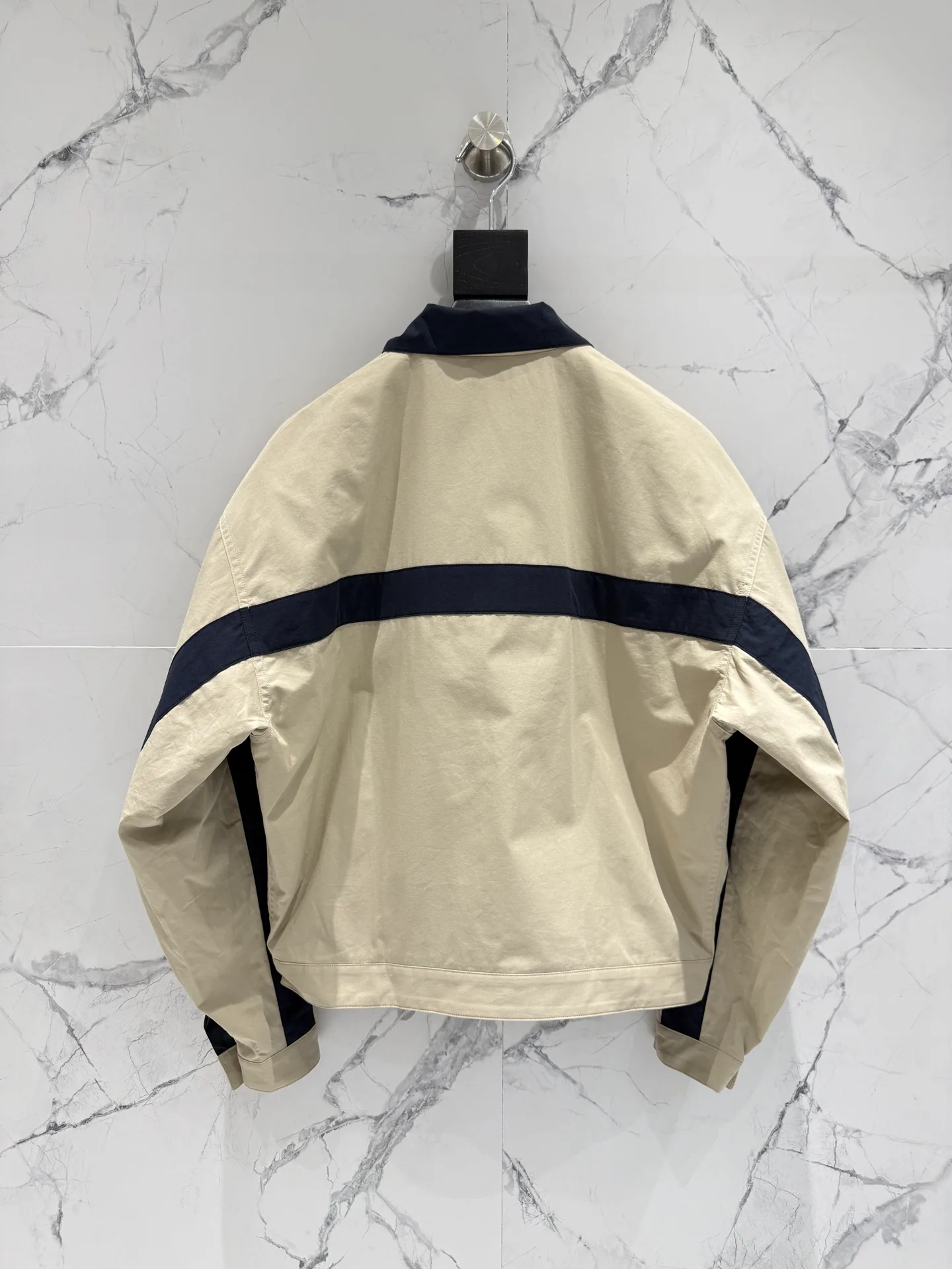 Кожаные Куртки И Дублёнки Женские Saint Laurent 13431964