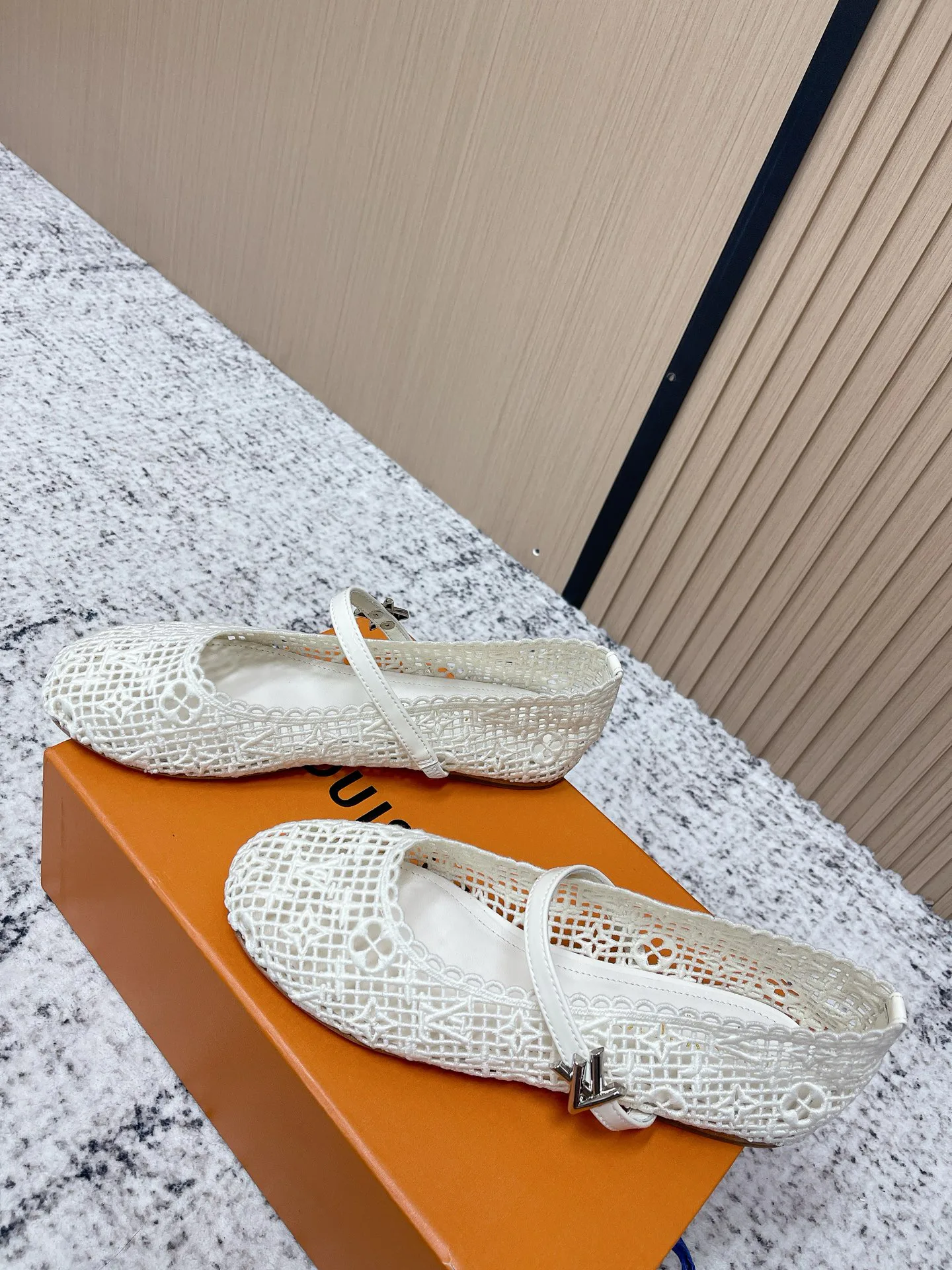 Туфли Женские Louis Vuitton 12958141