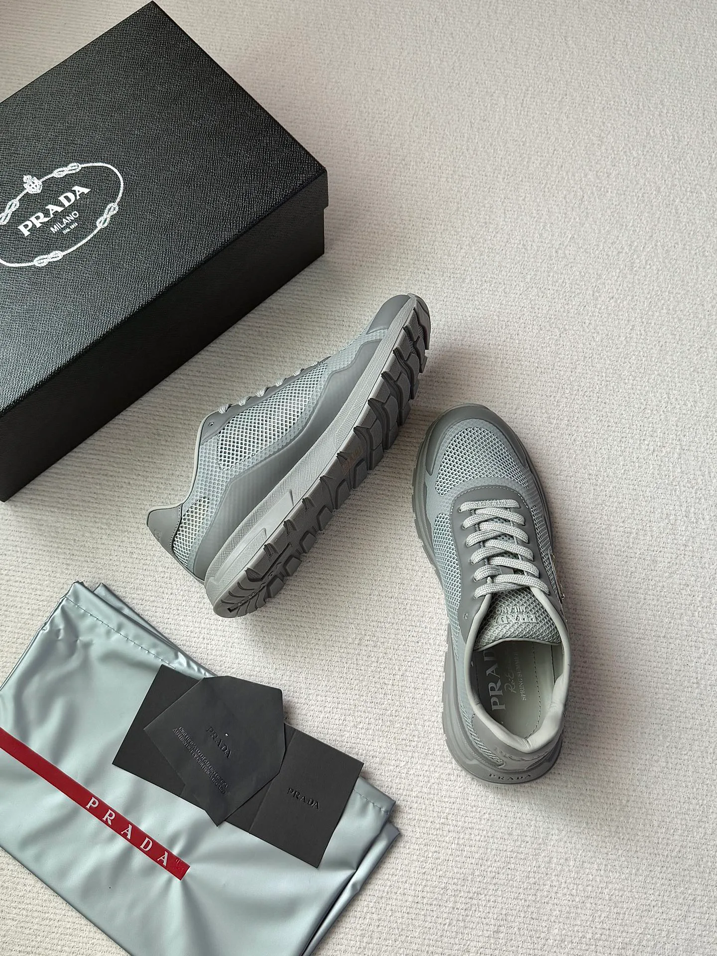 Кроссовки Мужские Prada 13440960