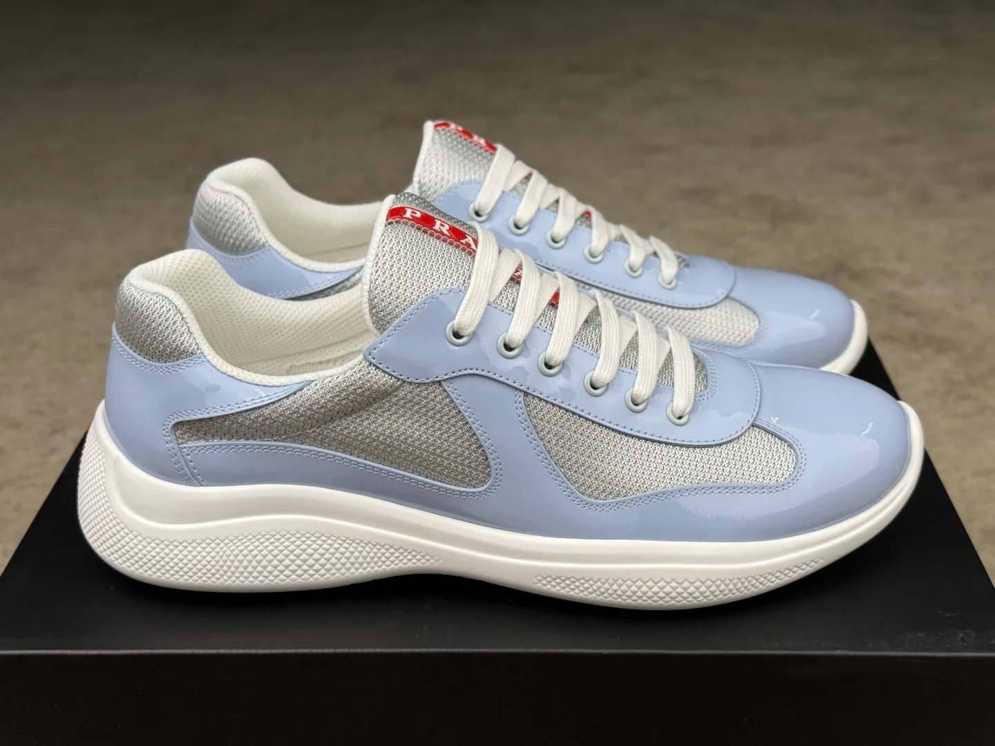 Кроссовки Женские Prada 11193784