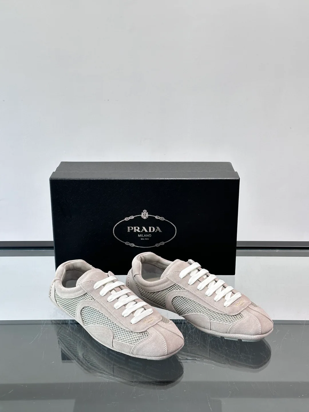 Кроссовки Мужские Prada 13445380