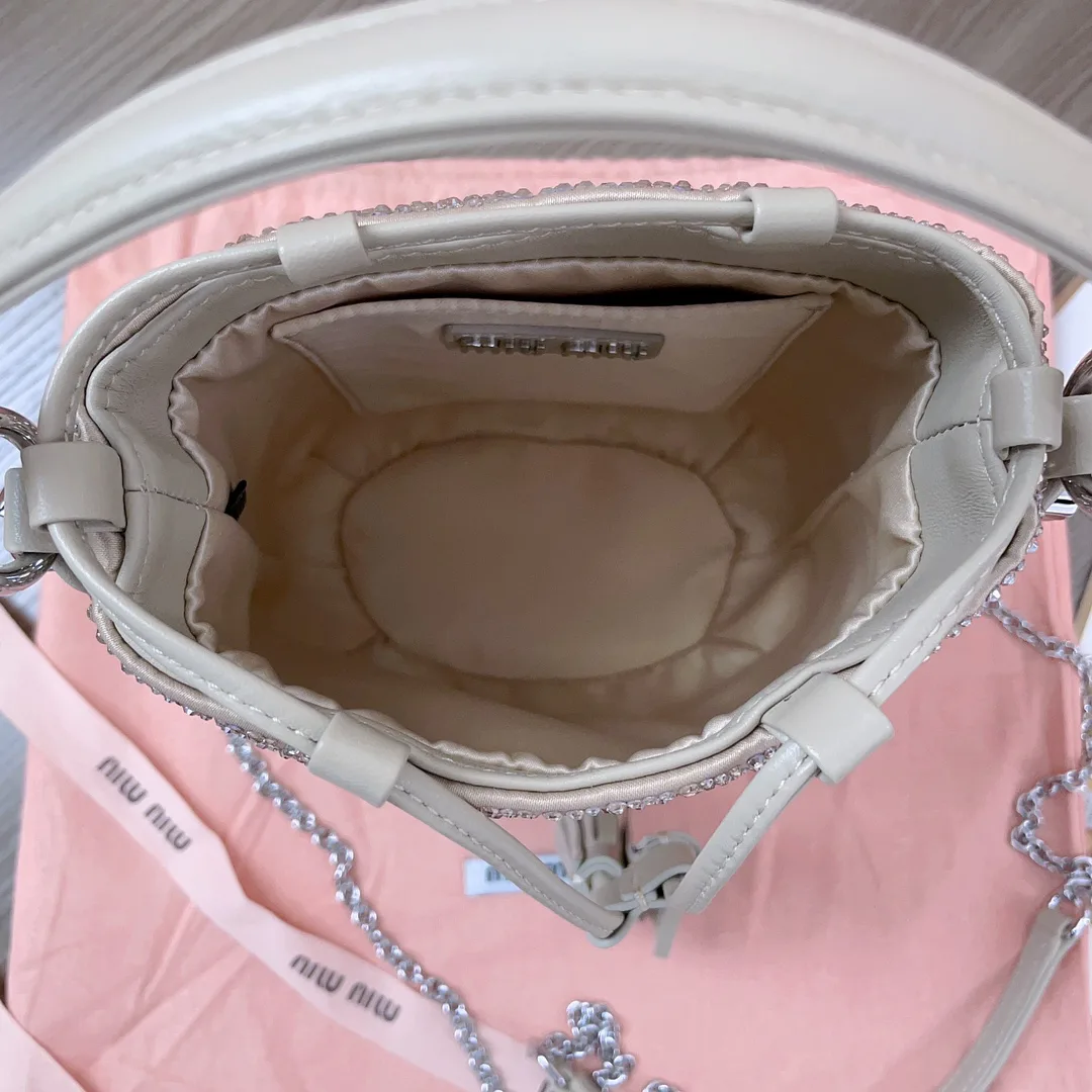 Сумки На Ремне Женские Miu Miu 369577
