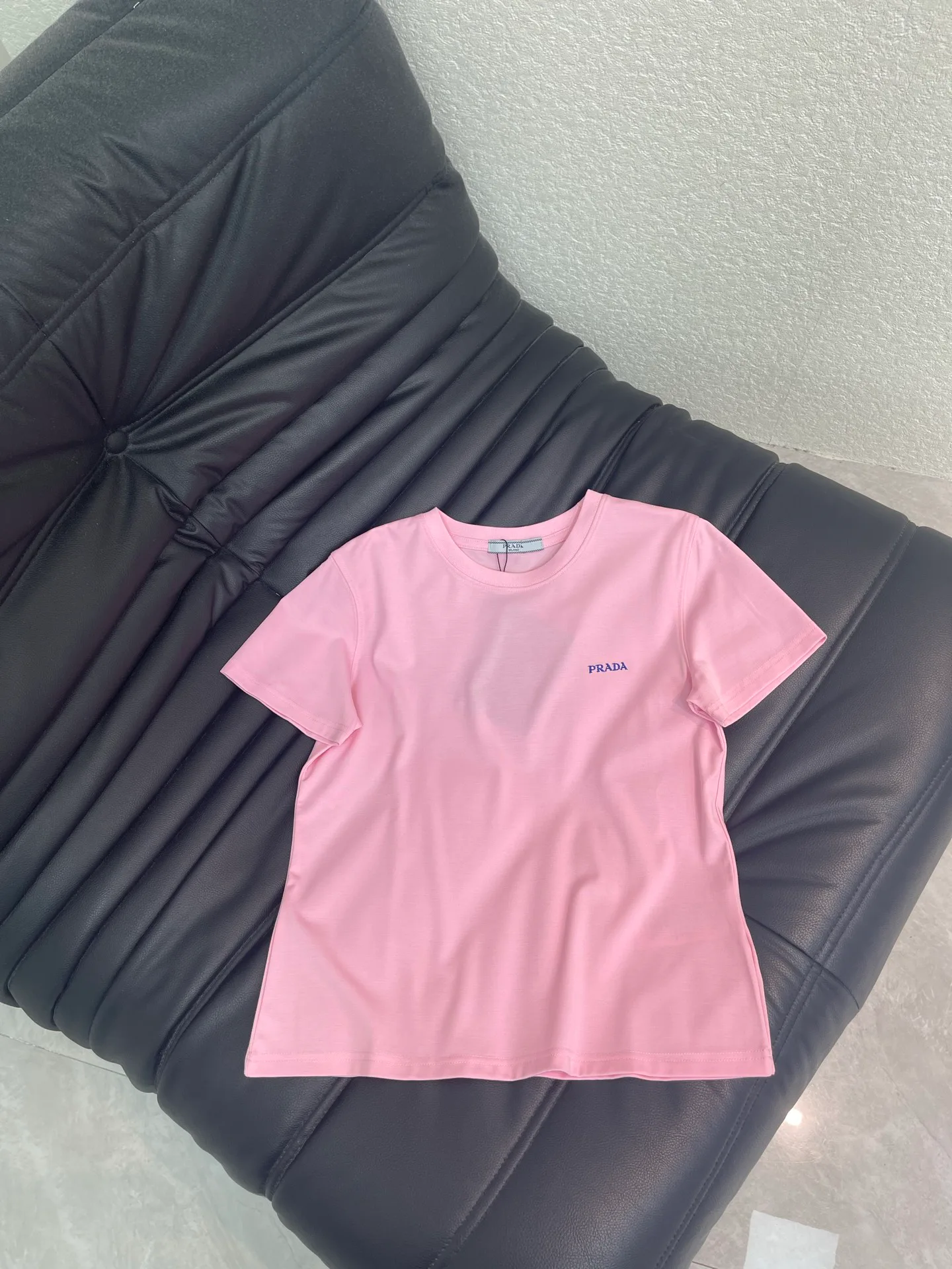 Футболки Женские Prada 13273248