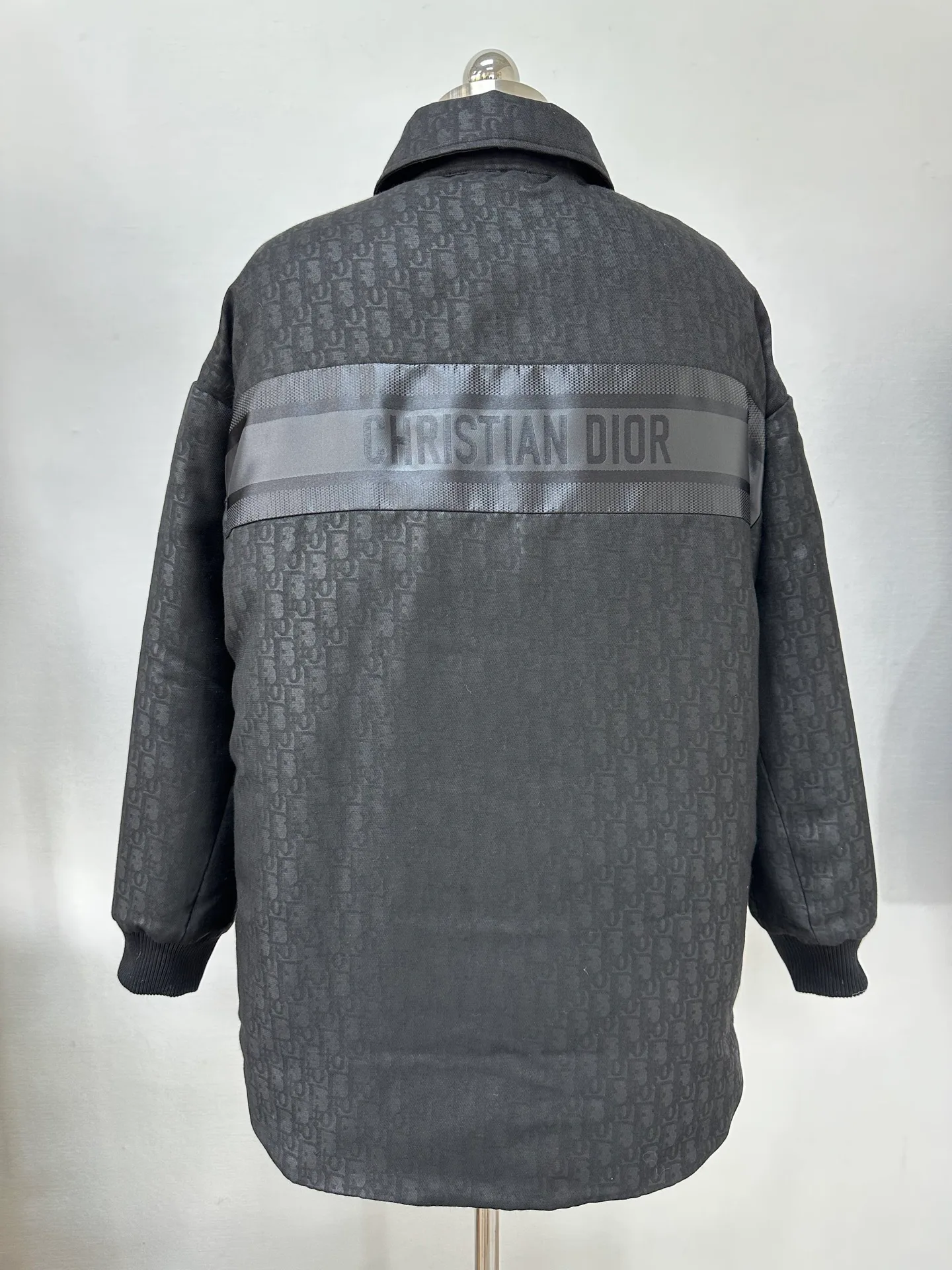 Куртки И Пуховики Женские Christian Dior 1252810