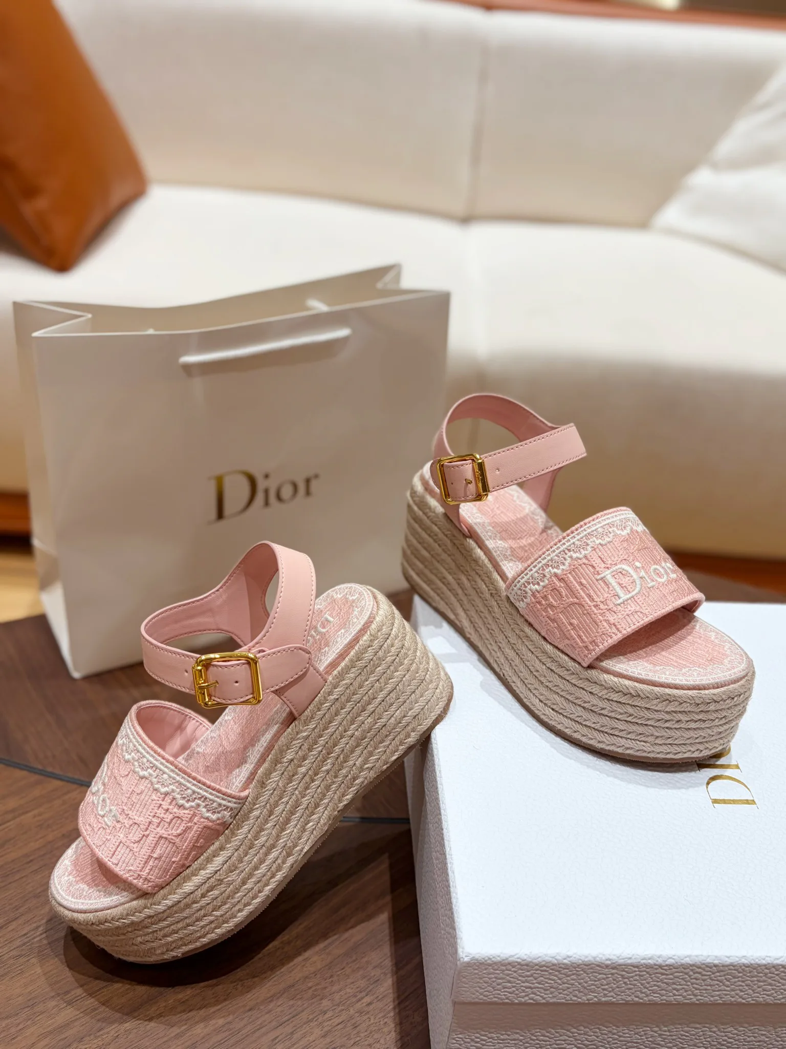 Босоножки Женские Christian Dior 17524684