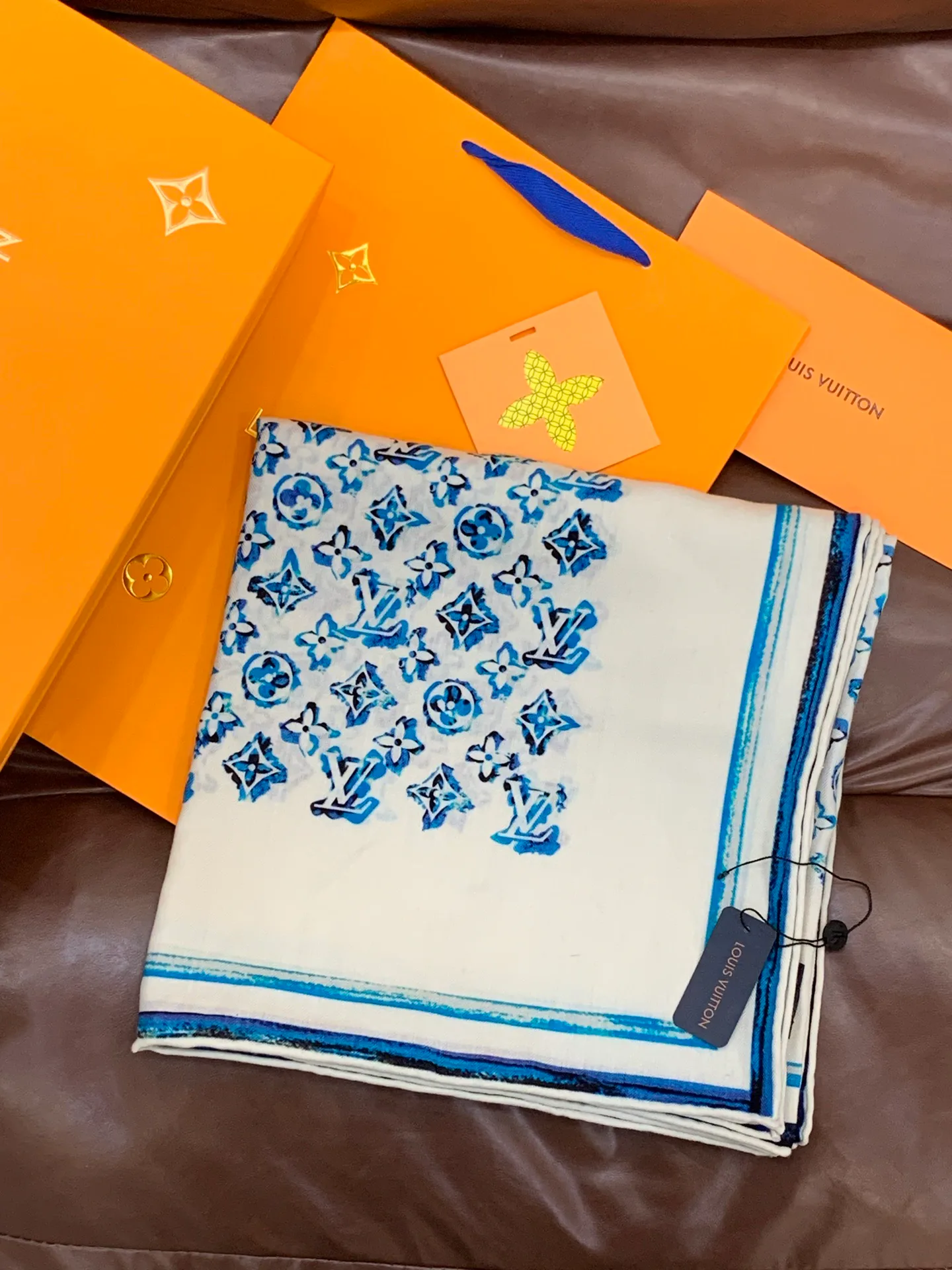 Шарфы Louis Vuitton 318426