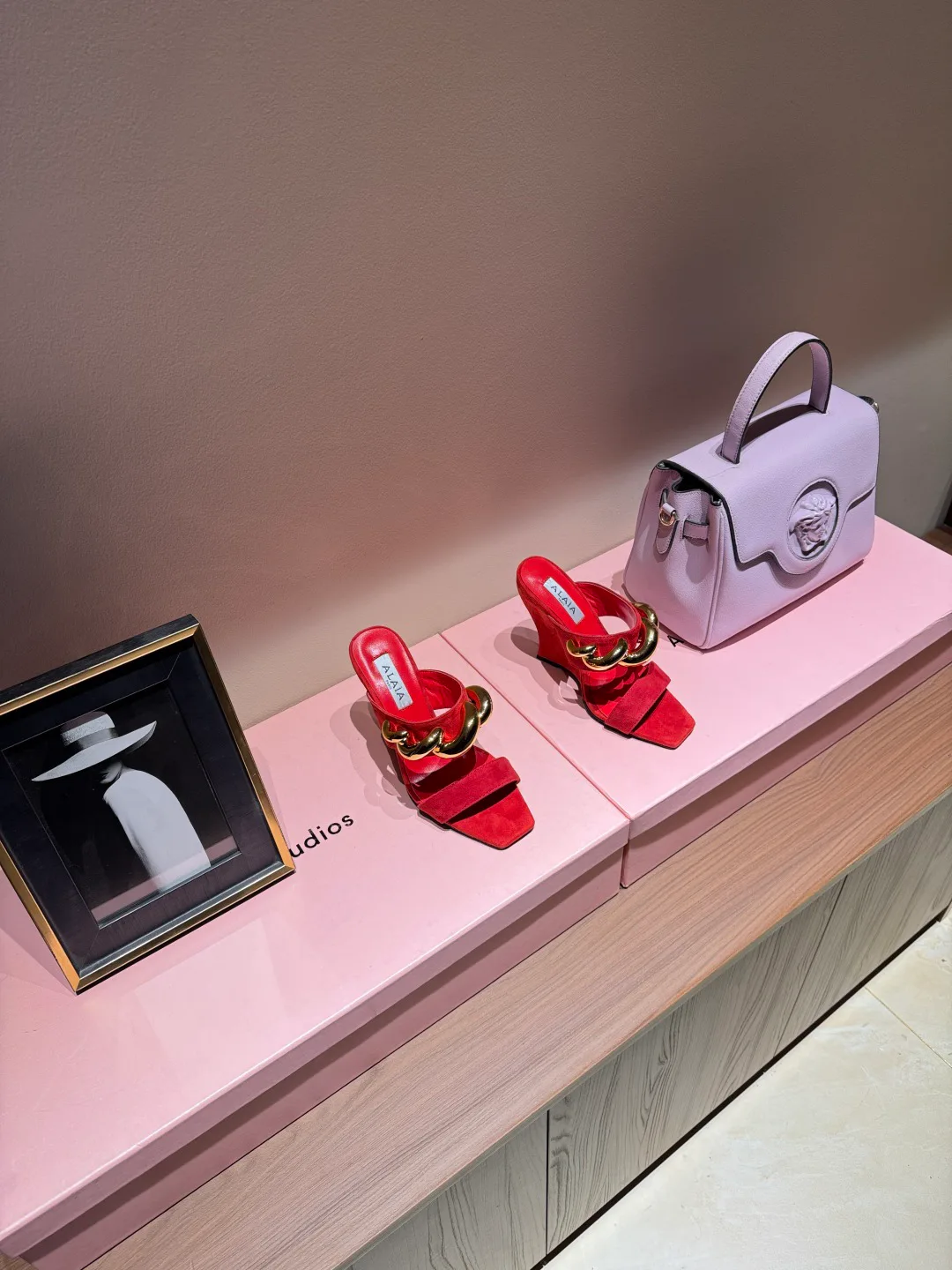 Босоножки Женские Alaia 1294007