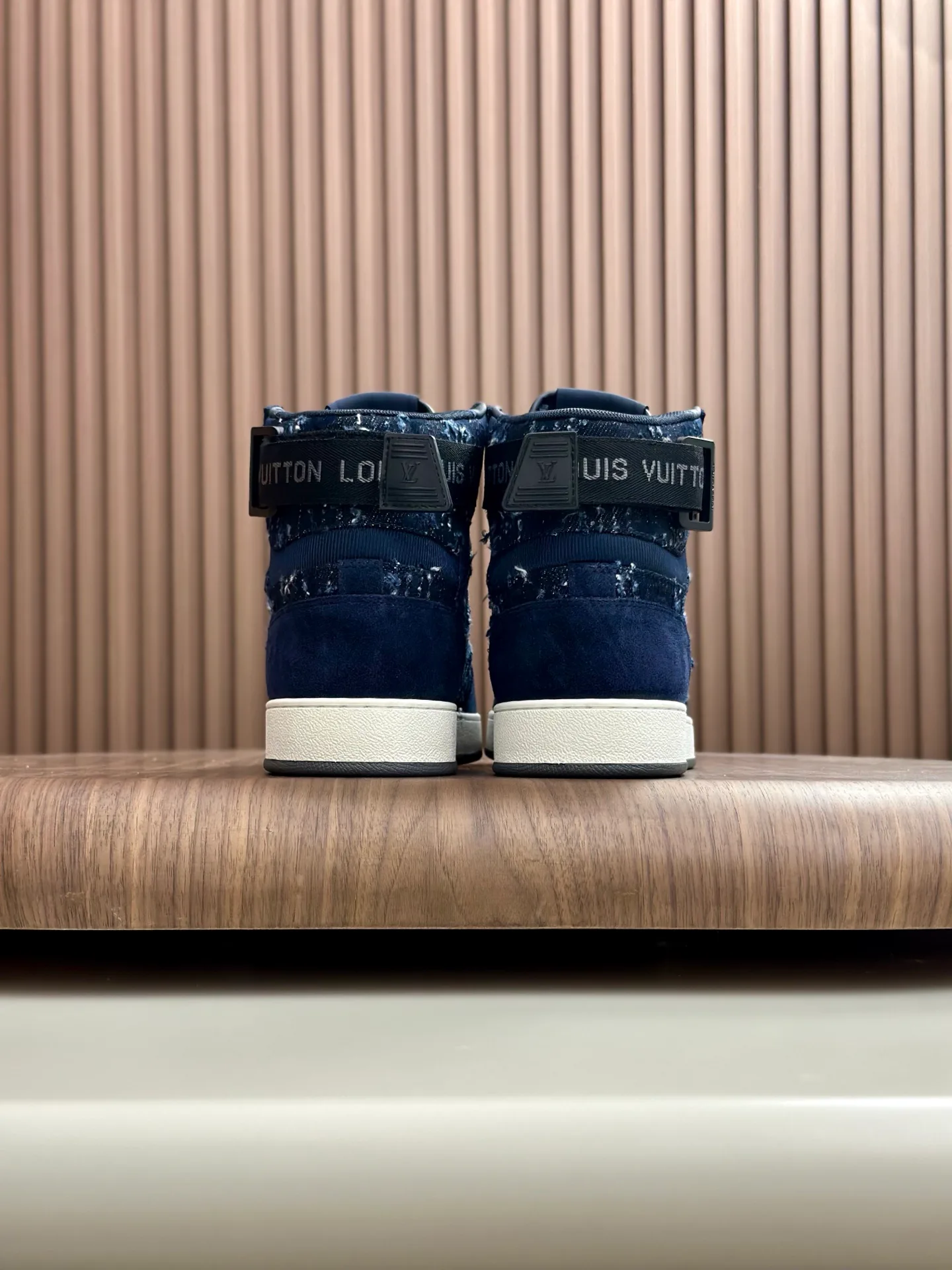 Кроссовки Мужские Louis Vuitton 185296