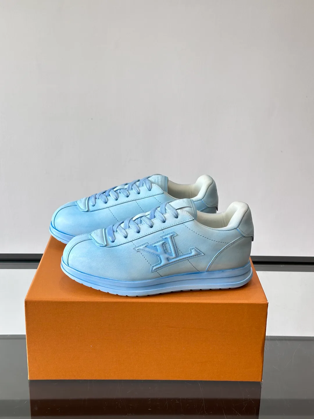 Кроссовки Женские Louis Vuitton 367224