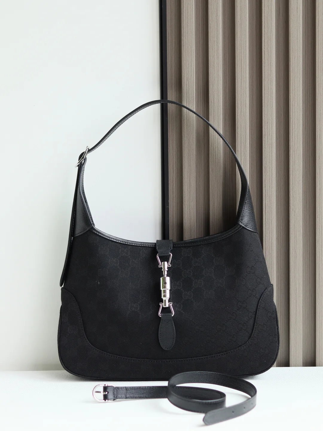 Классические Сумки Женские Gucci 11649341