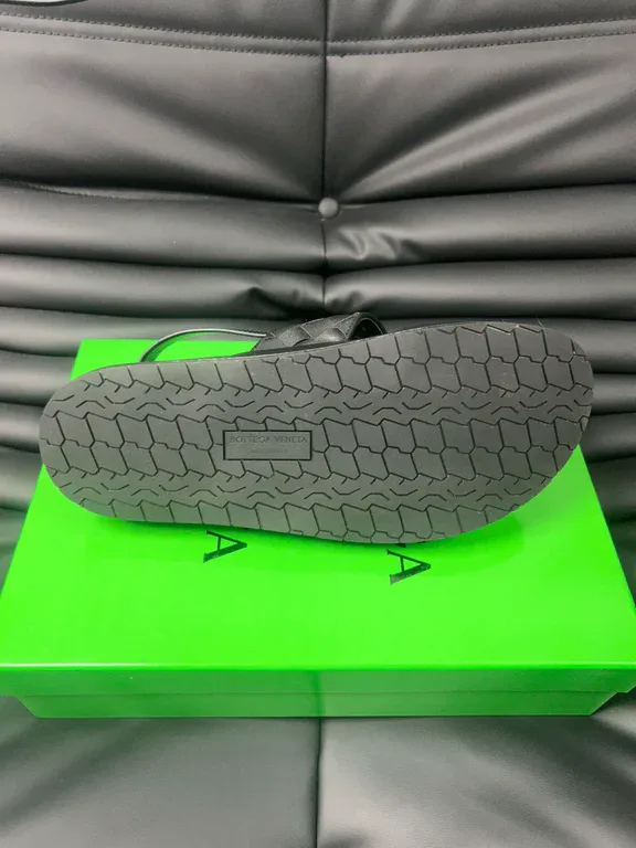 Шлепанцы Мужские Bottega Veneta 16885