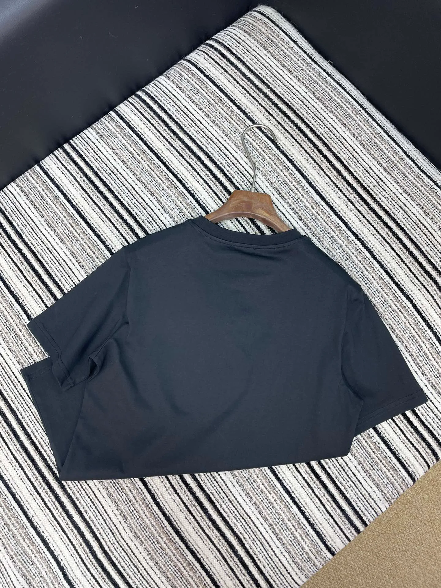 Футболки Женские Saint Laurent 1023997