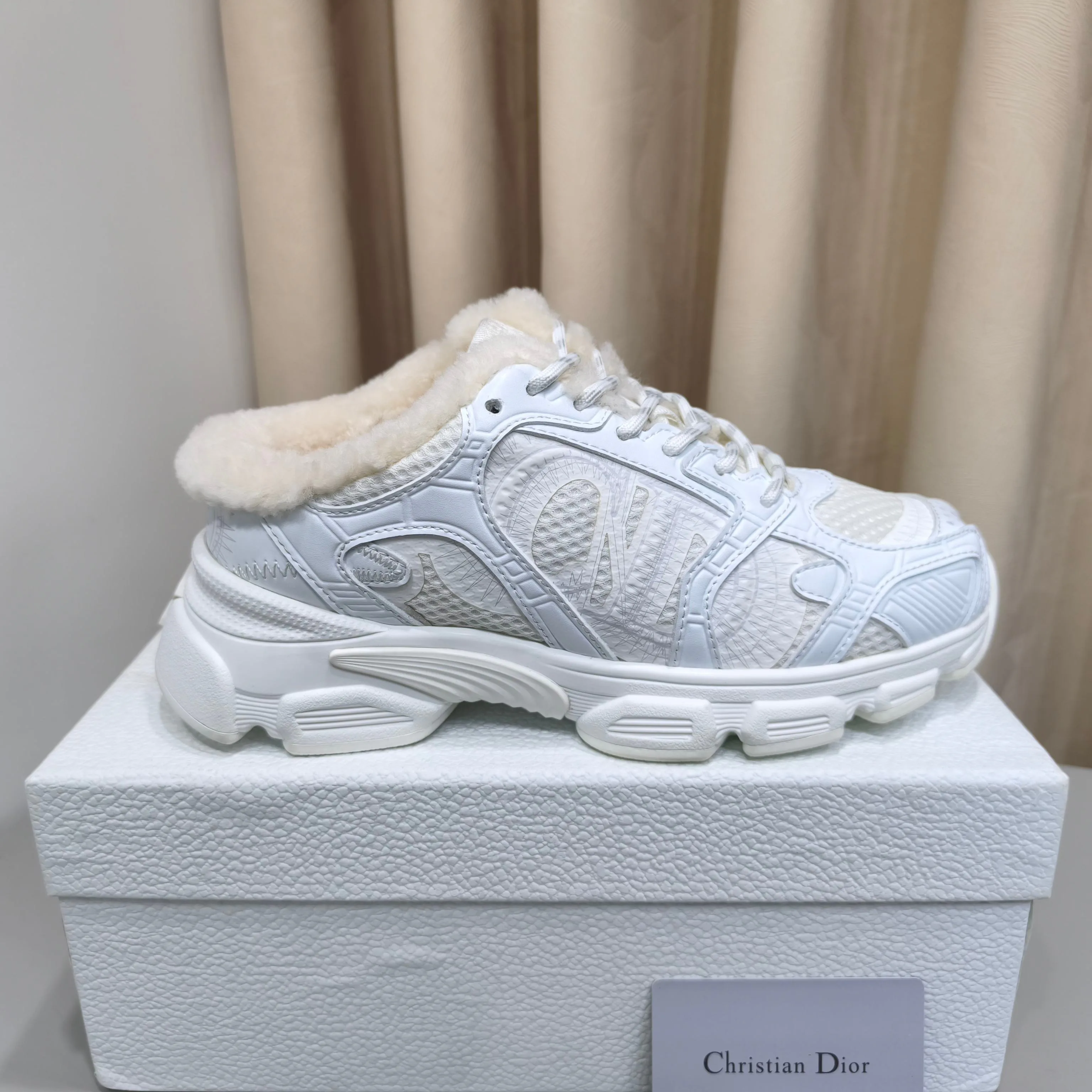 Кроссовки Женские Christian Dior 17988713