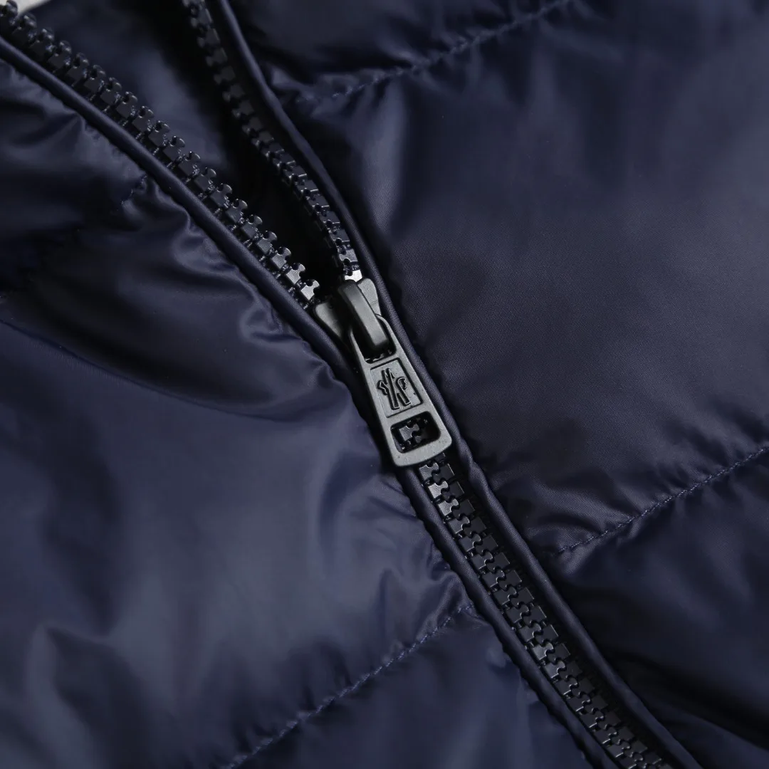 Куртки И Пуховики Женские Moncler 20099400