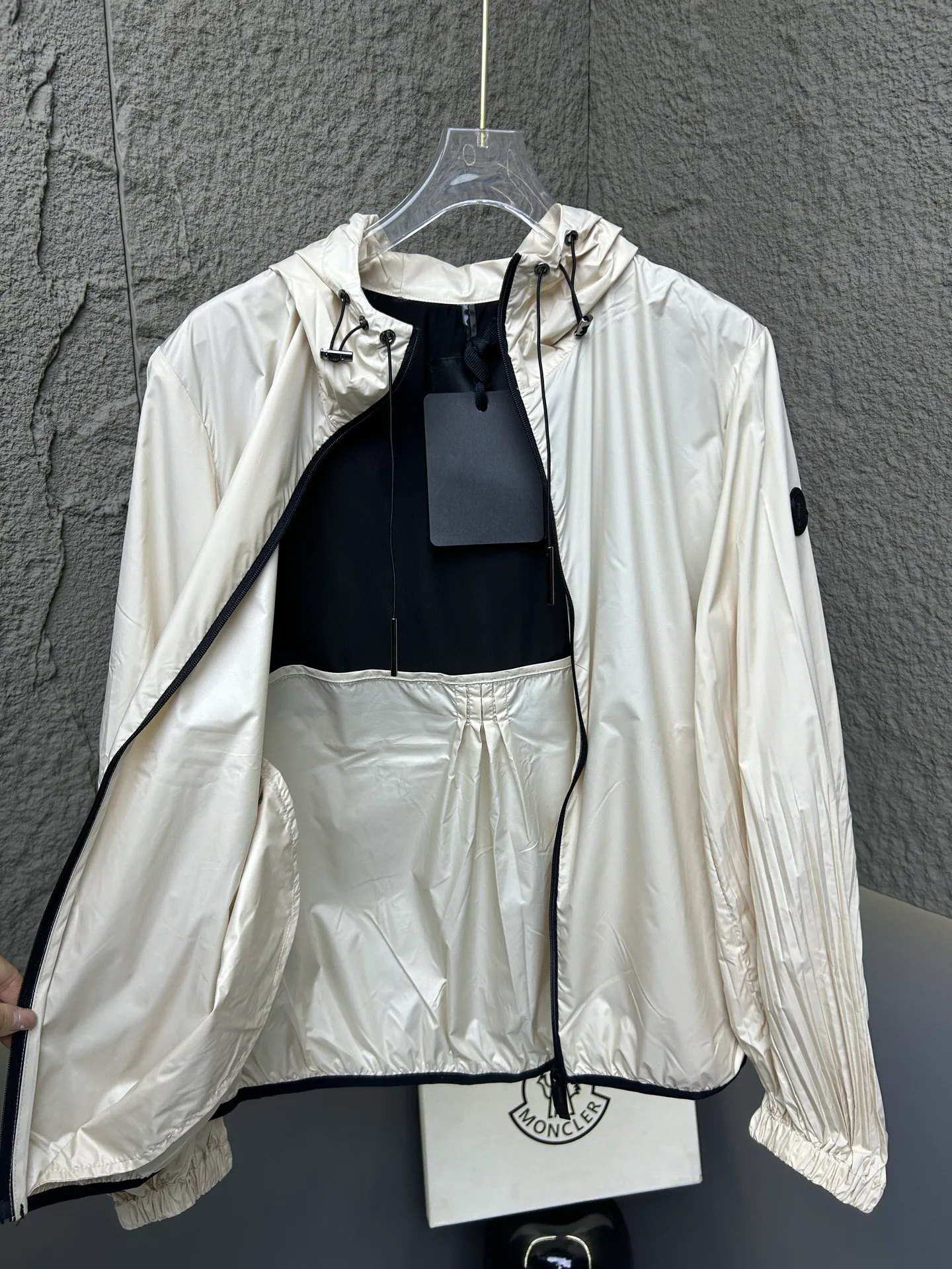 Куртки И Пуховики Женские Moncler 11862658