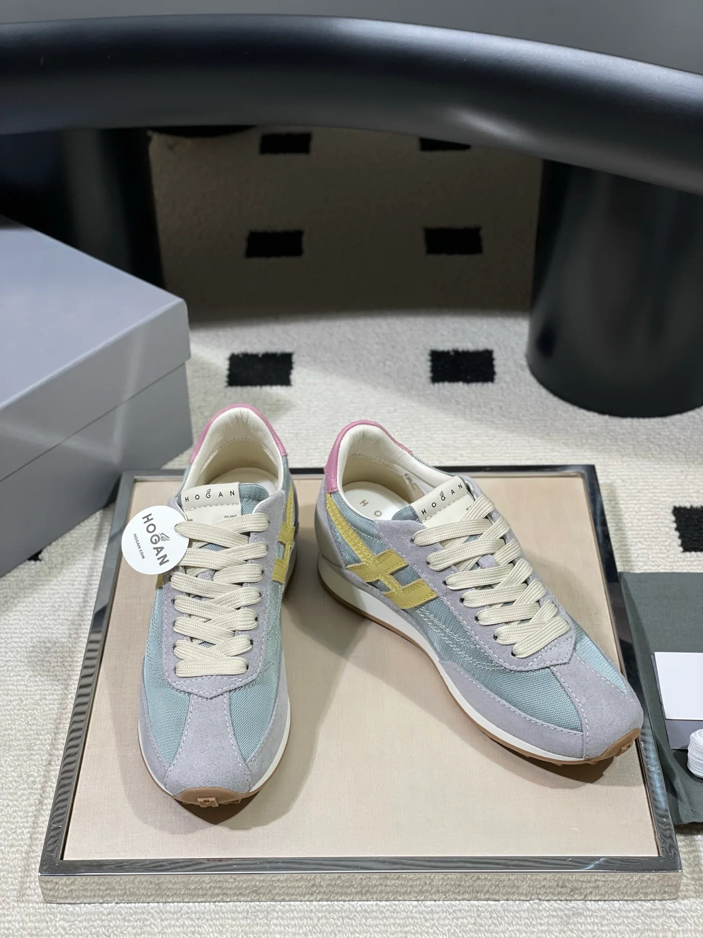 Кроссовки Женские Hogan 11758684