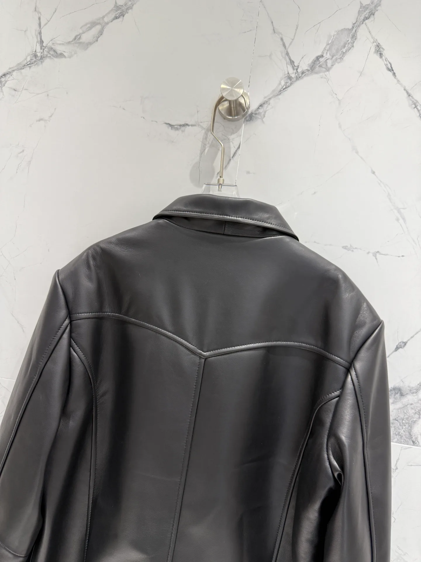 Кожаные Куртки И Дублёнки Женские Celine 11759328