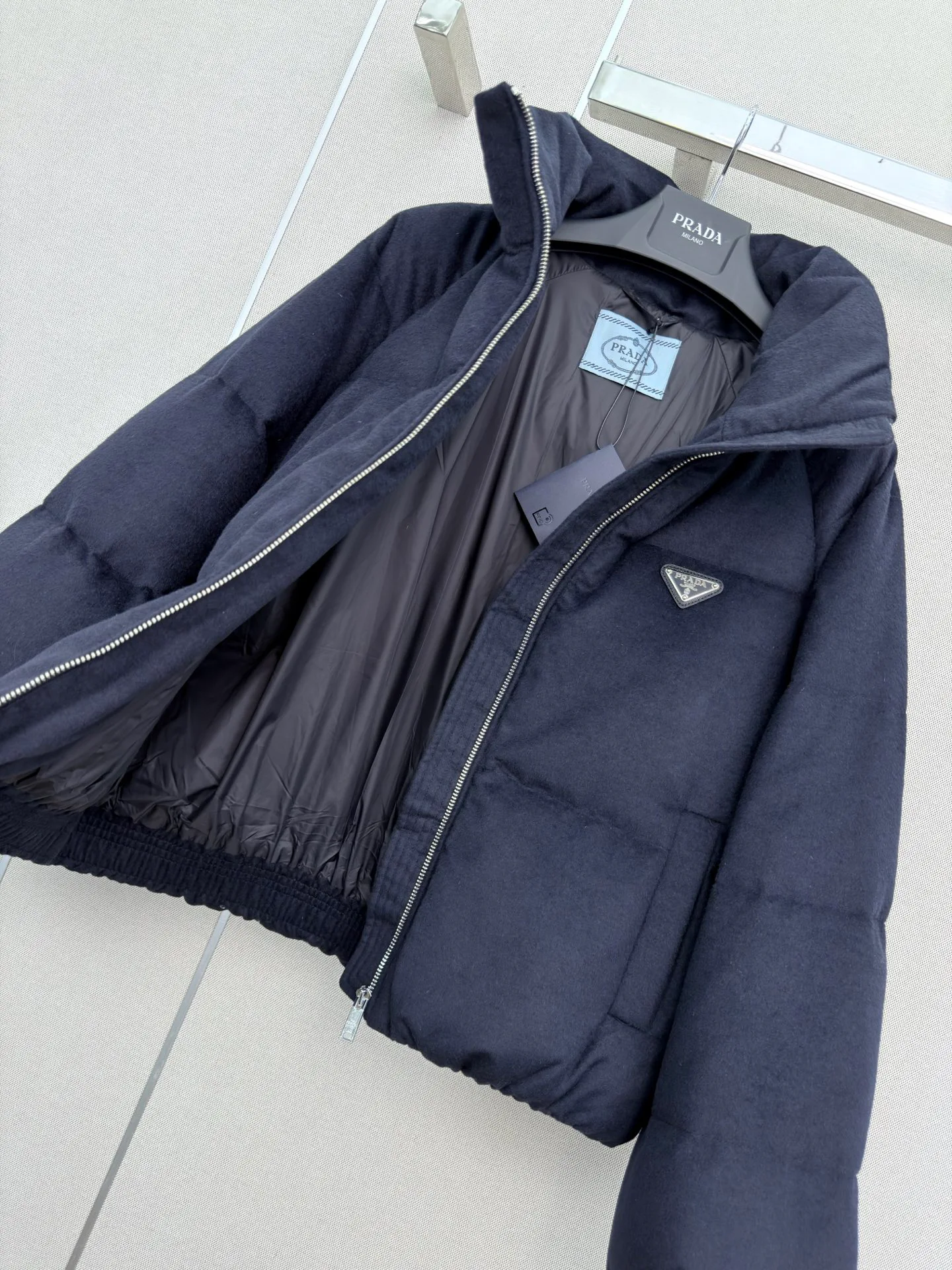 Куртки И Пуховики Женские Prada 18108055