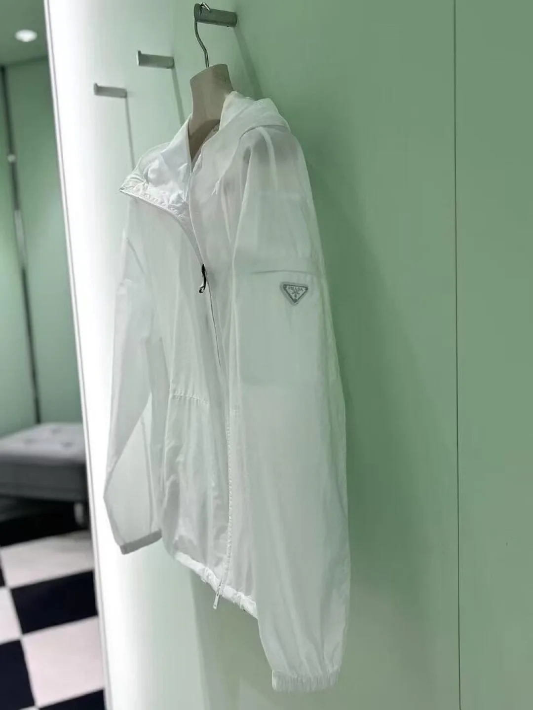 Куртки Женские Prada 118645