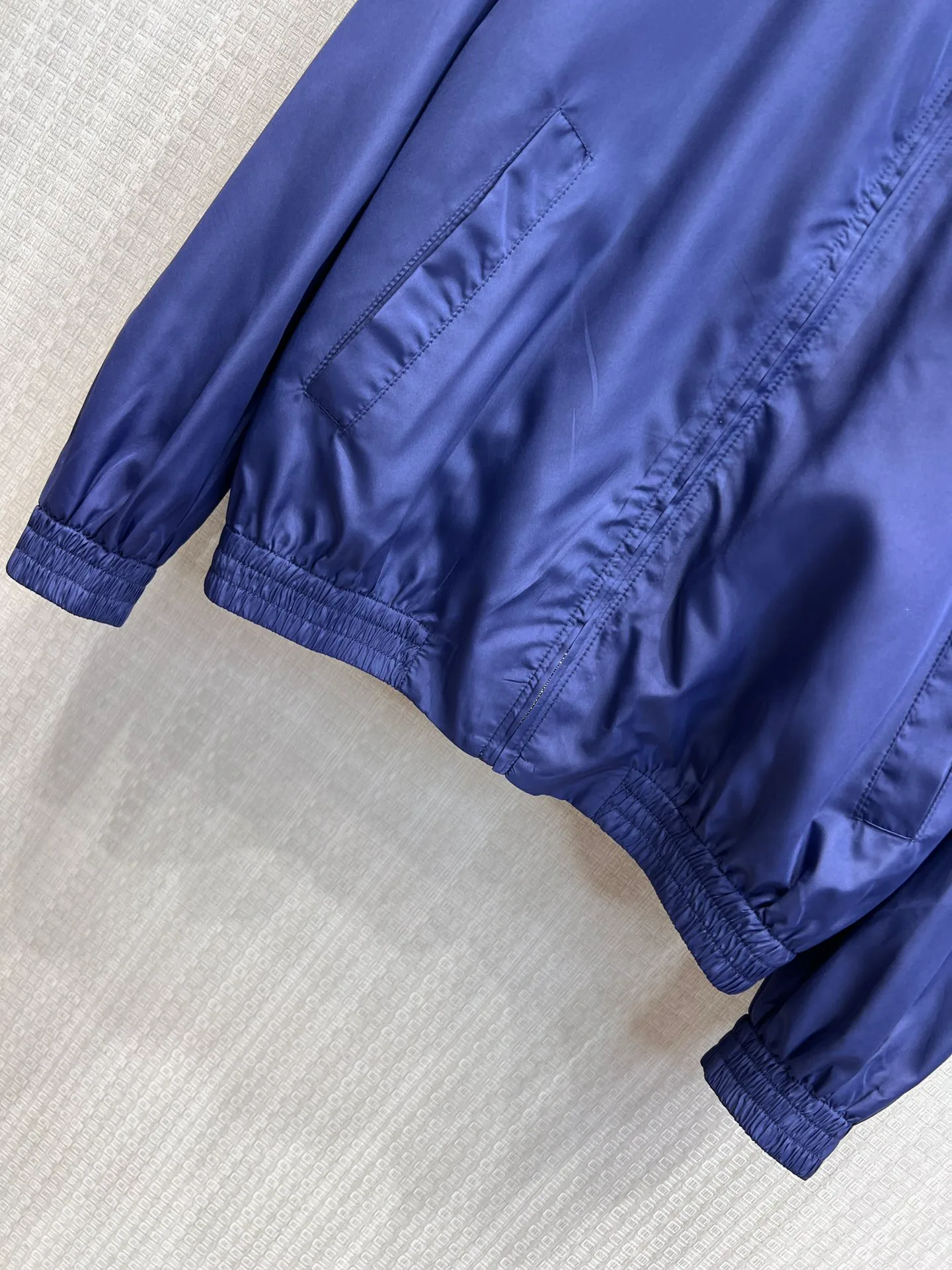 Куртки И Пуховики Женские Miu Miu 10877422