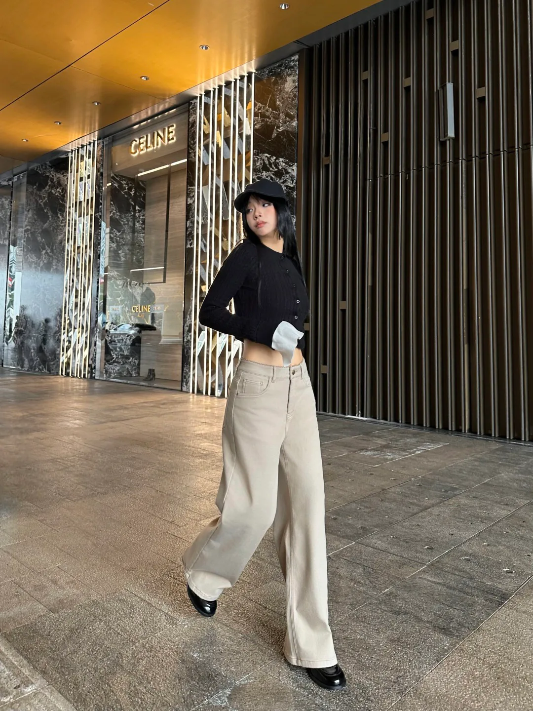 Джинсы Женские Celine 19034285
