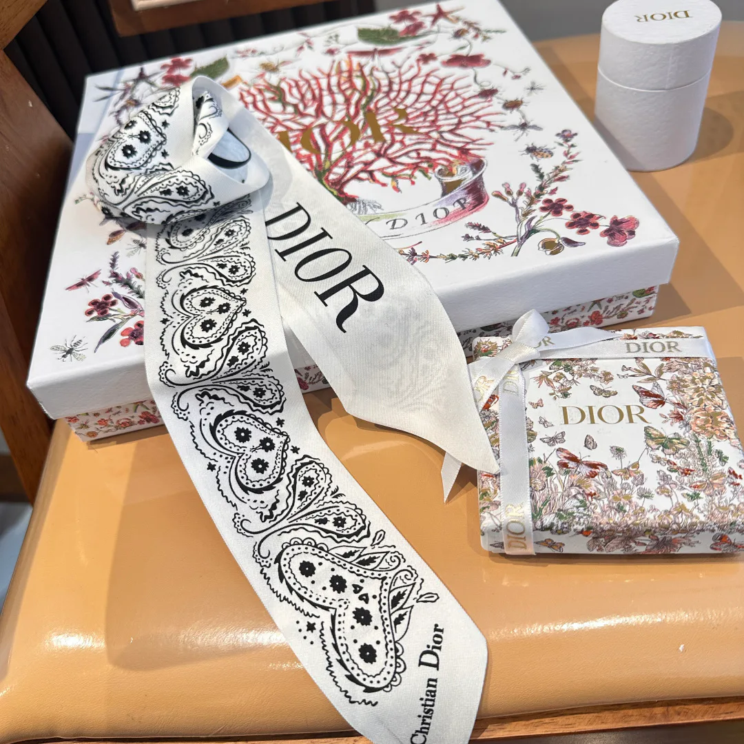 Платки Christian Dior 11203433