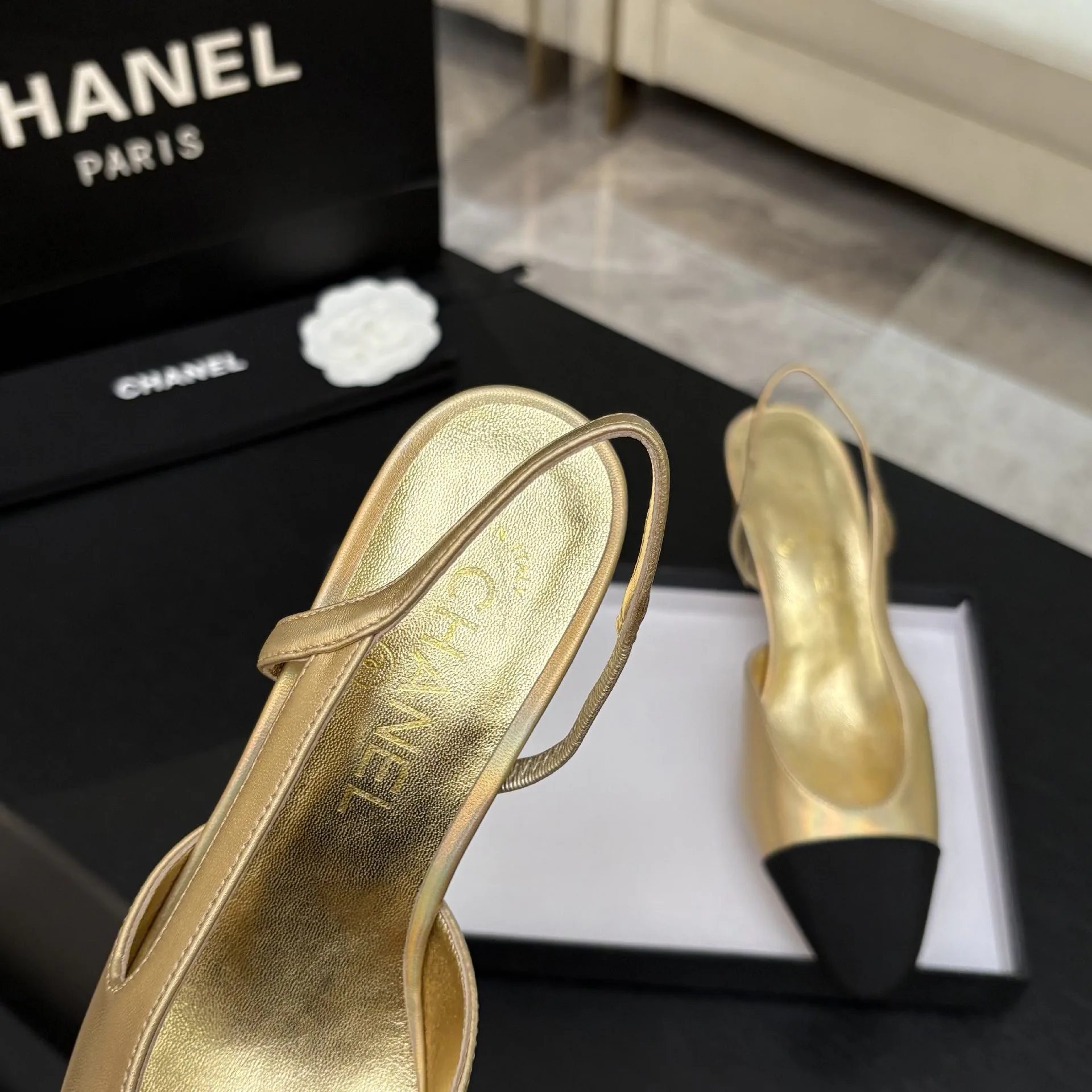 Туфли Женские Chanel 19554648