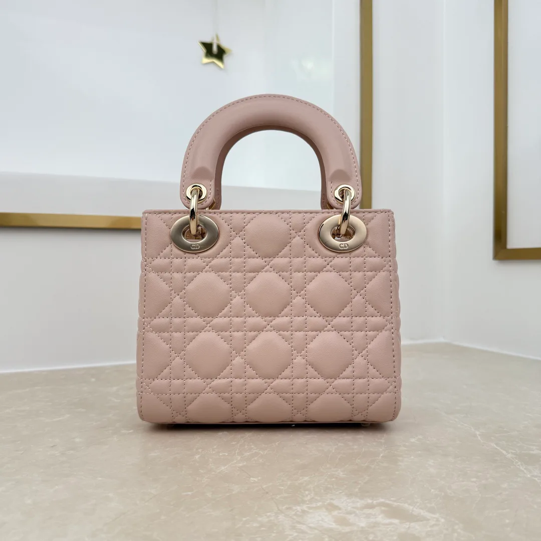 Классические Сумки Женские Christian Dior 18116218