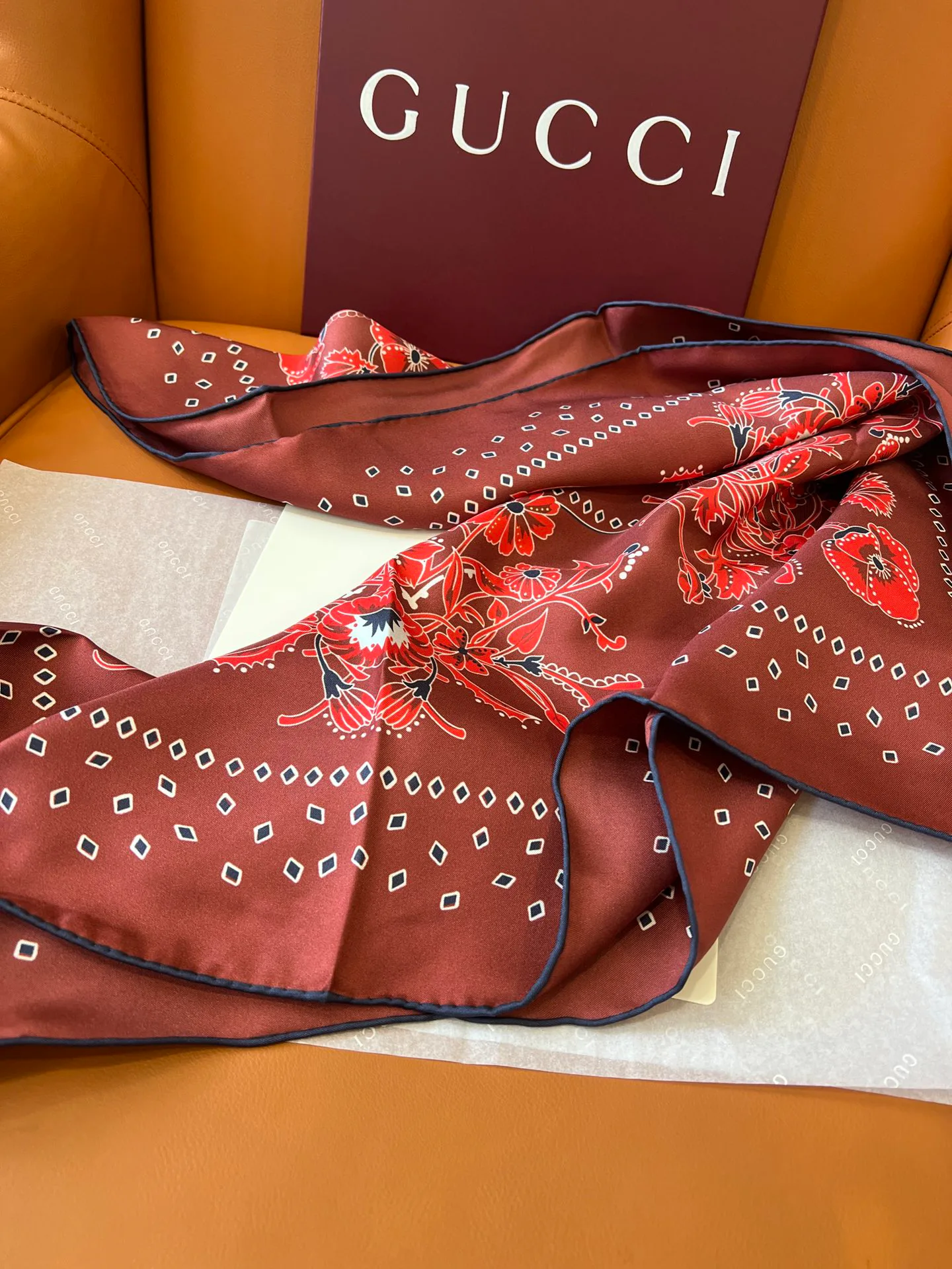 Шарфы Gucci 165032