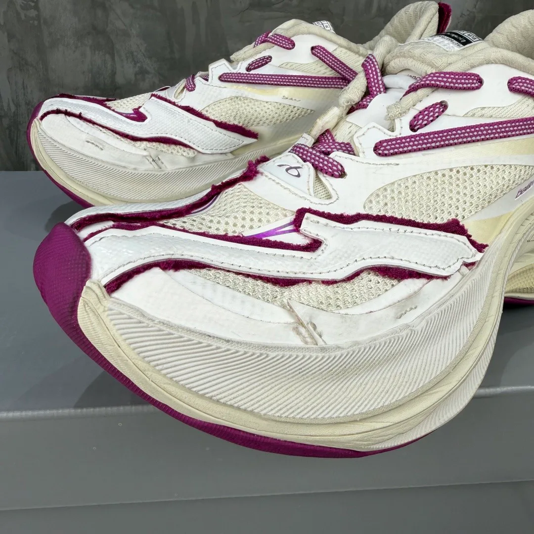 Кроссовки Женские Balenciaga 17787121