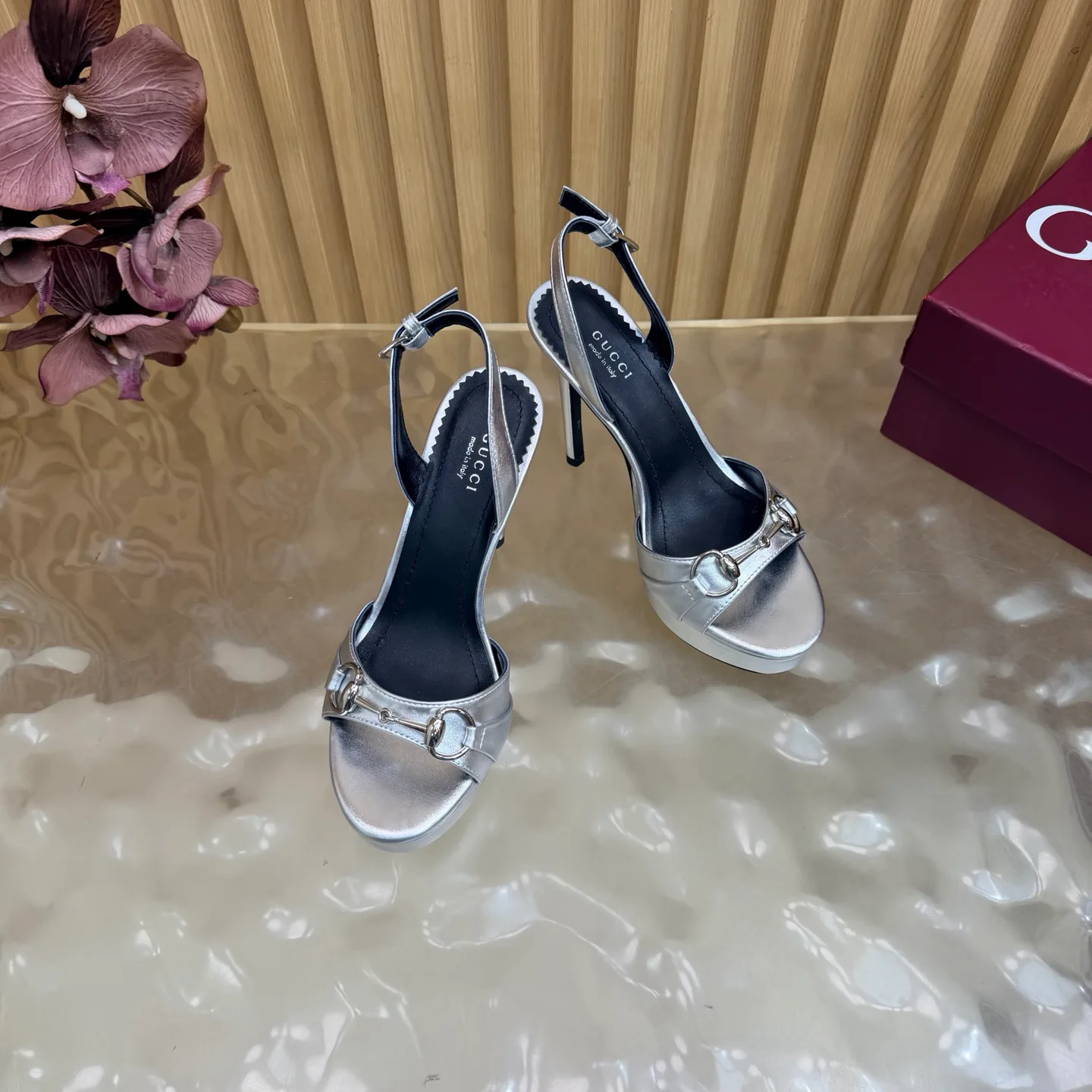 Босоножки Женские Gucci 17448815