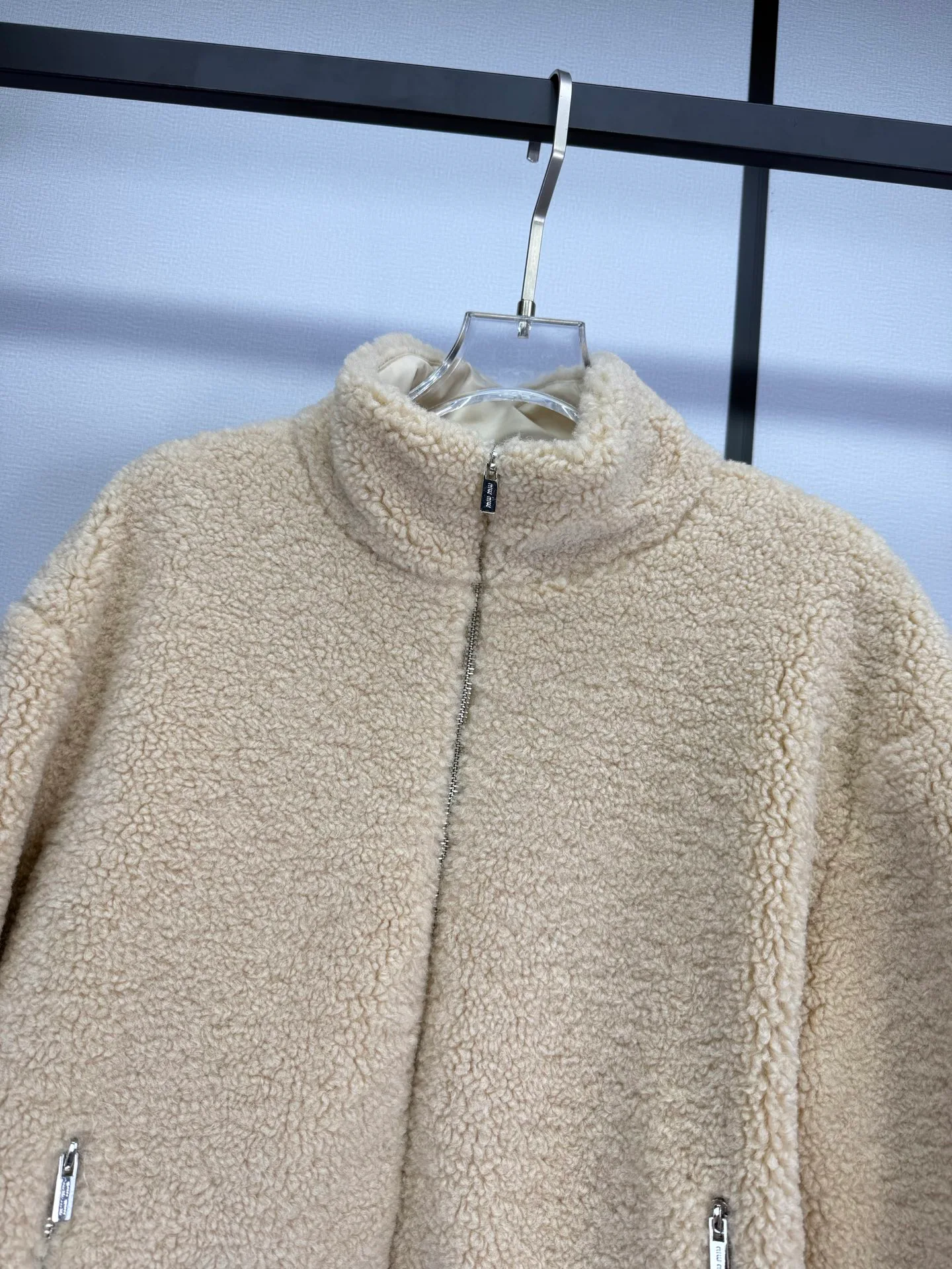 Куртки И Пуховики Женские Miu Miu 18022264
