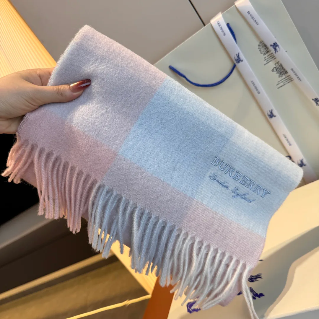 Шарфы Burberry 4549951