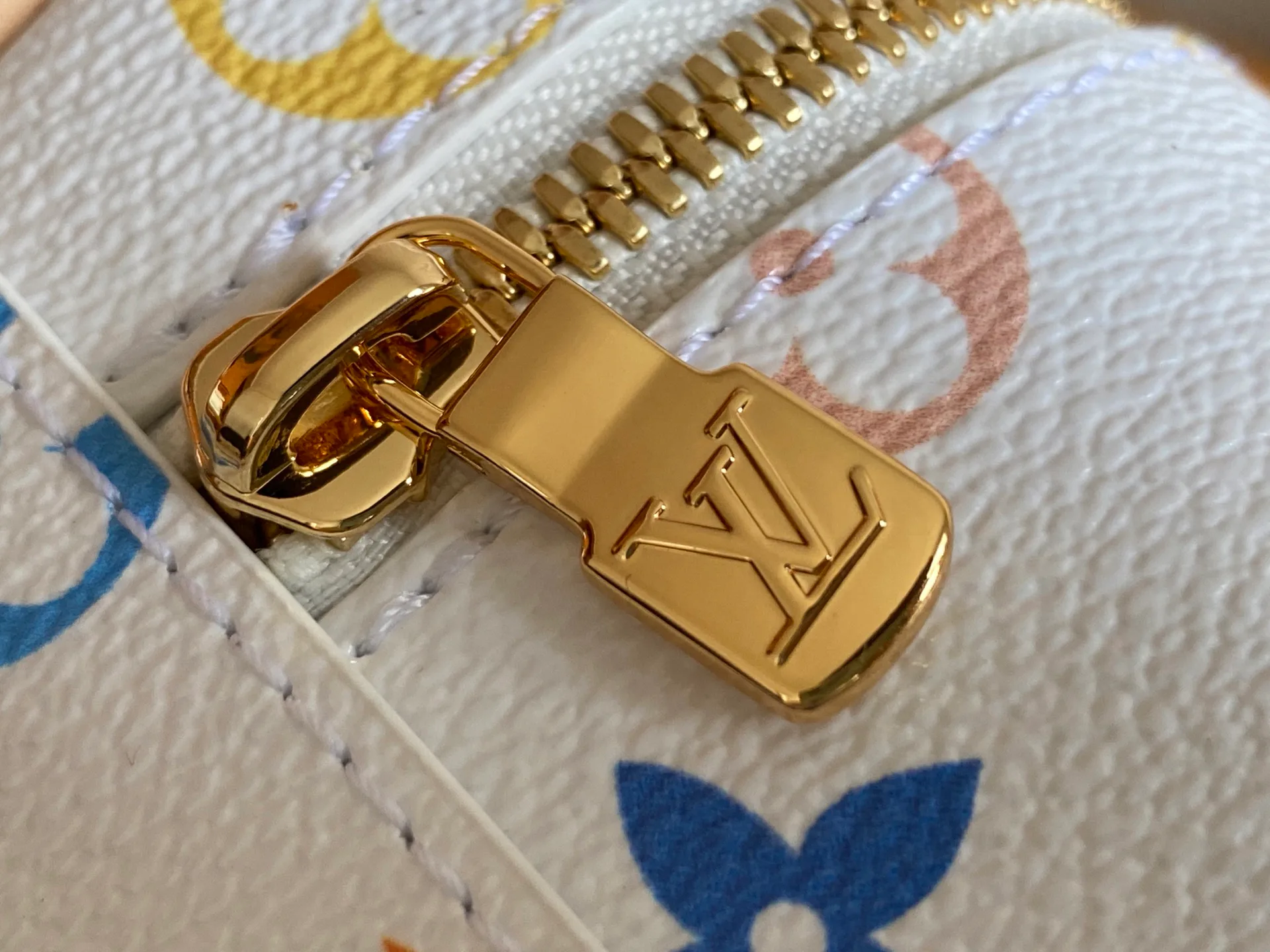 Сумки На Ремне Женские Louis Vuitton 20448