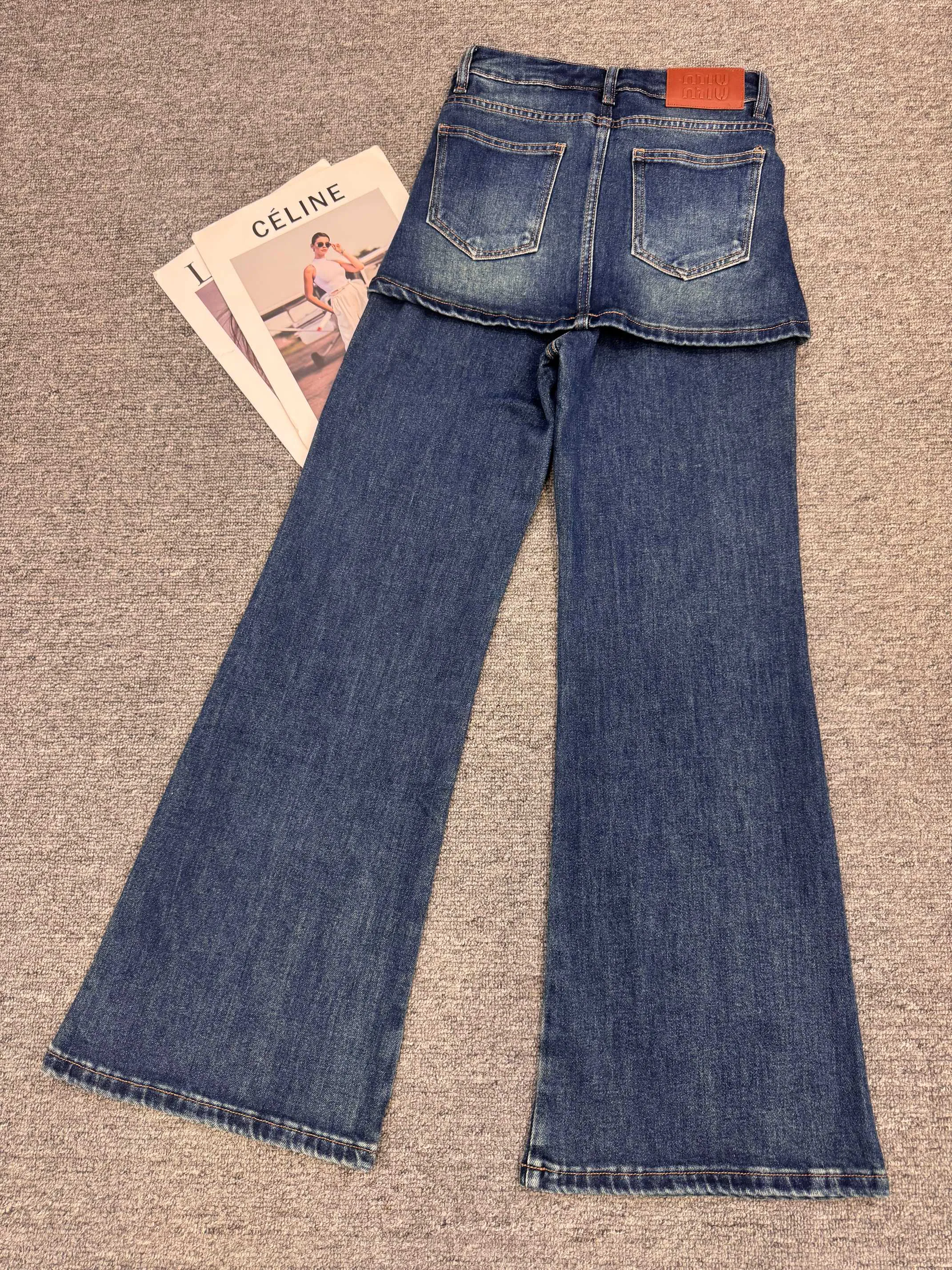 Джинсы Женские Miu Miu 18232808