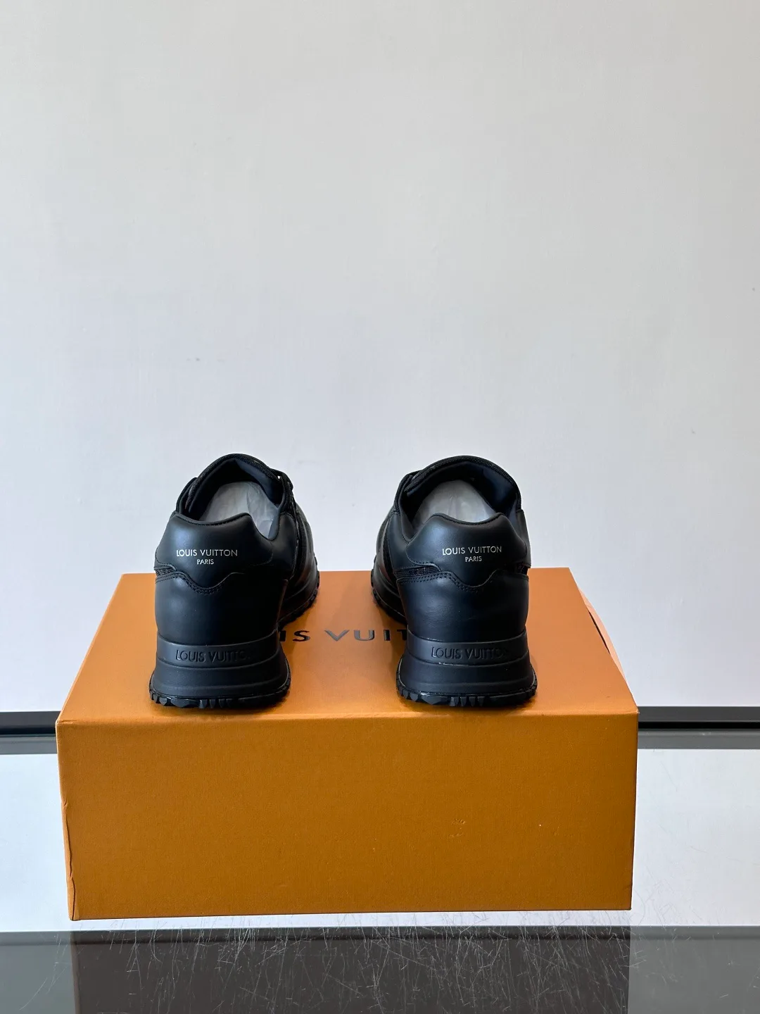 Кроссовки Мужские Louis Vuitton 1269658