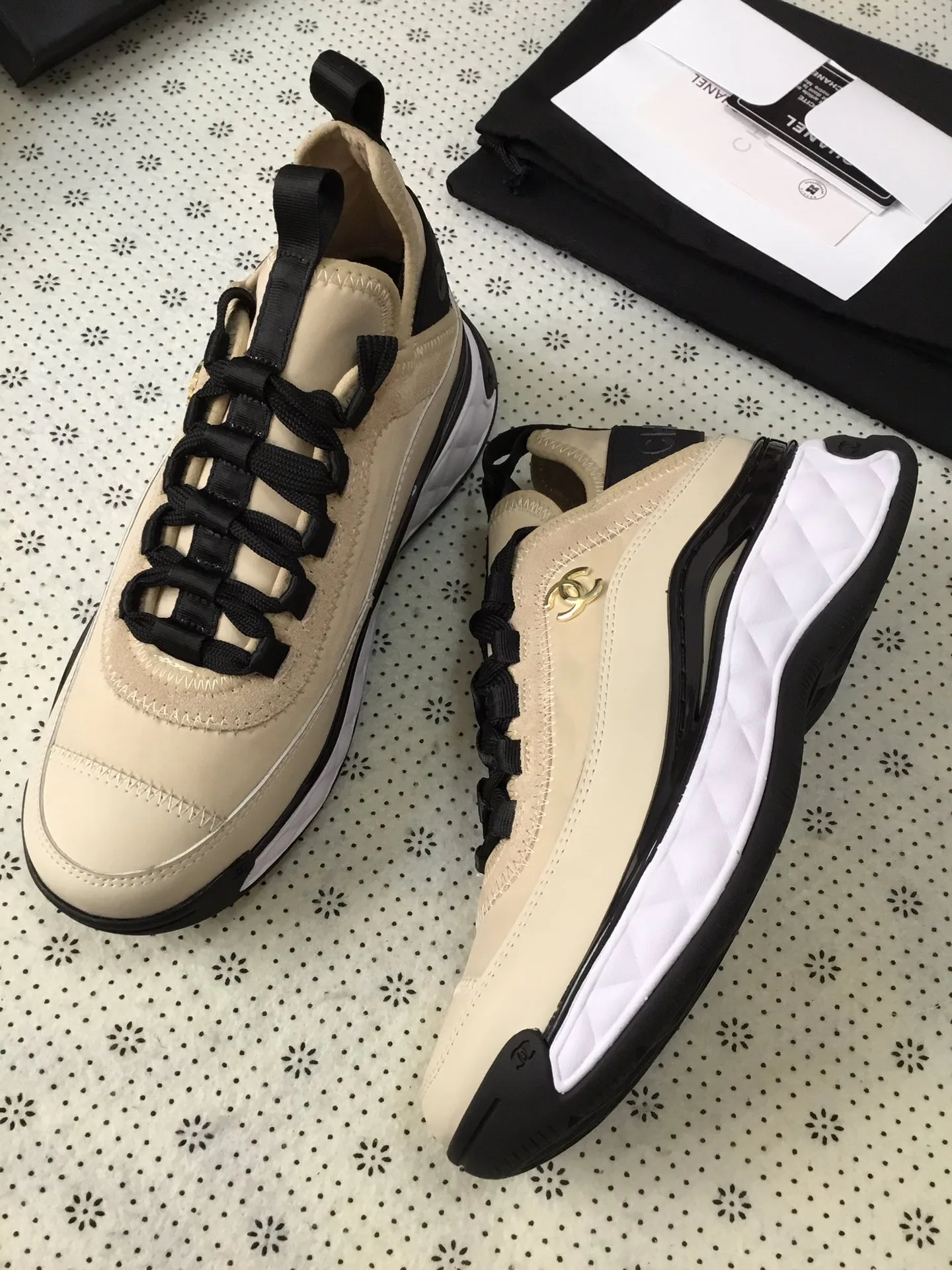 Кроссовки Женские Chanel 13705