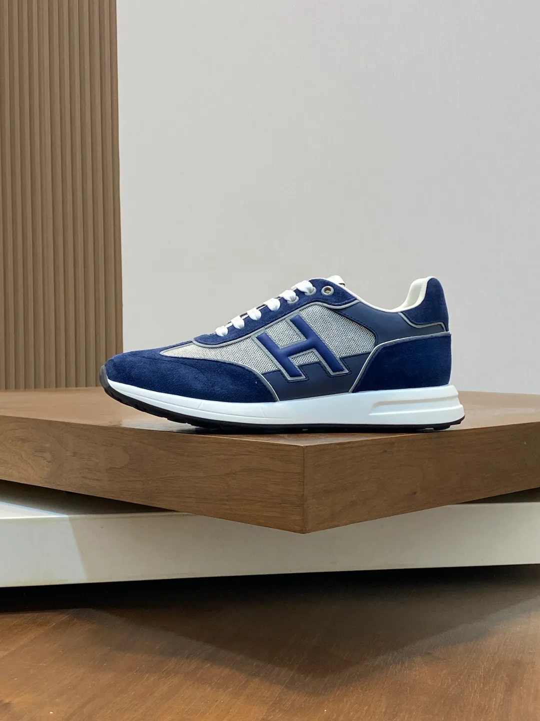 Кроссовки Мужские Hogan 11426317